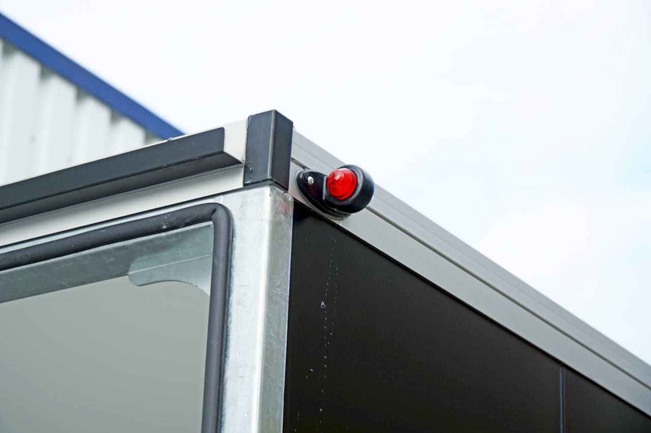 VEZEKO TK C 27.40 | BLACK | RAMPE