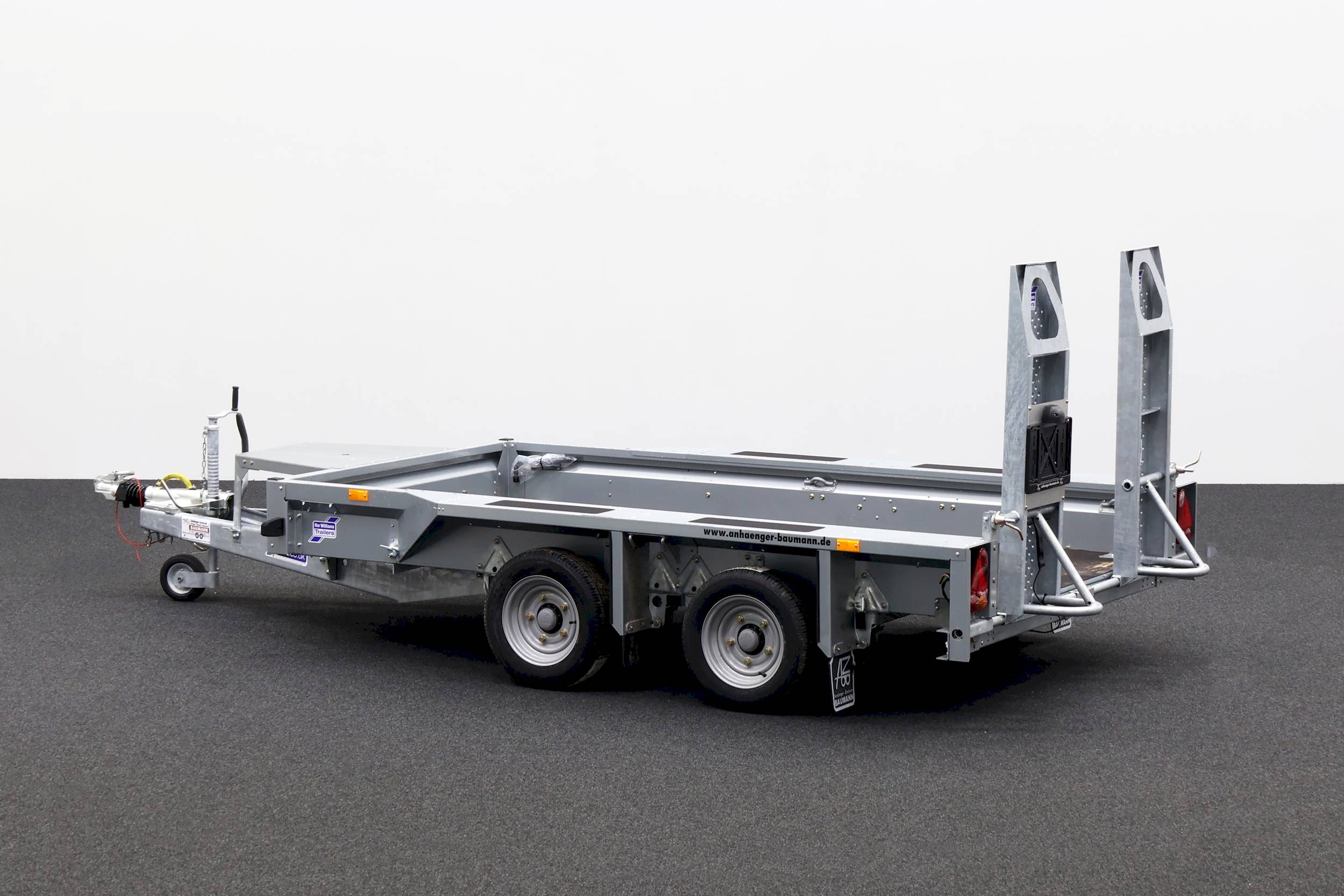 IFOR WILLIAMS GX105HD | SKIDS