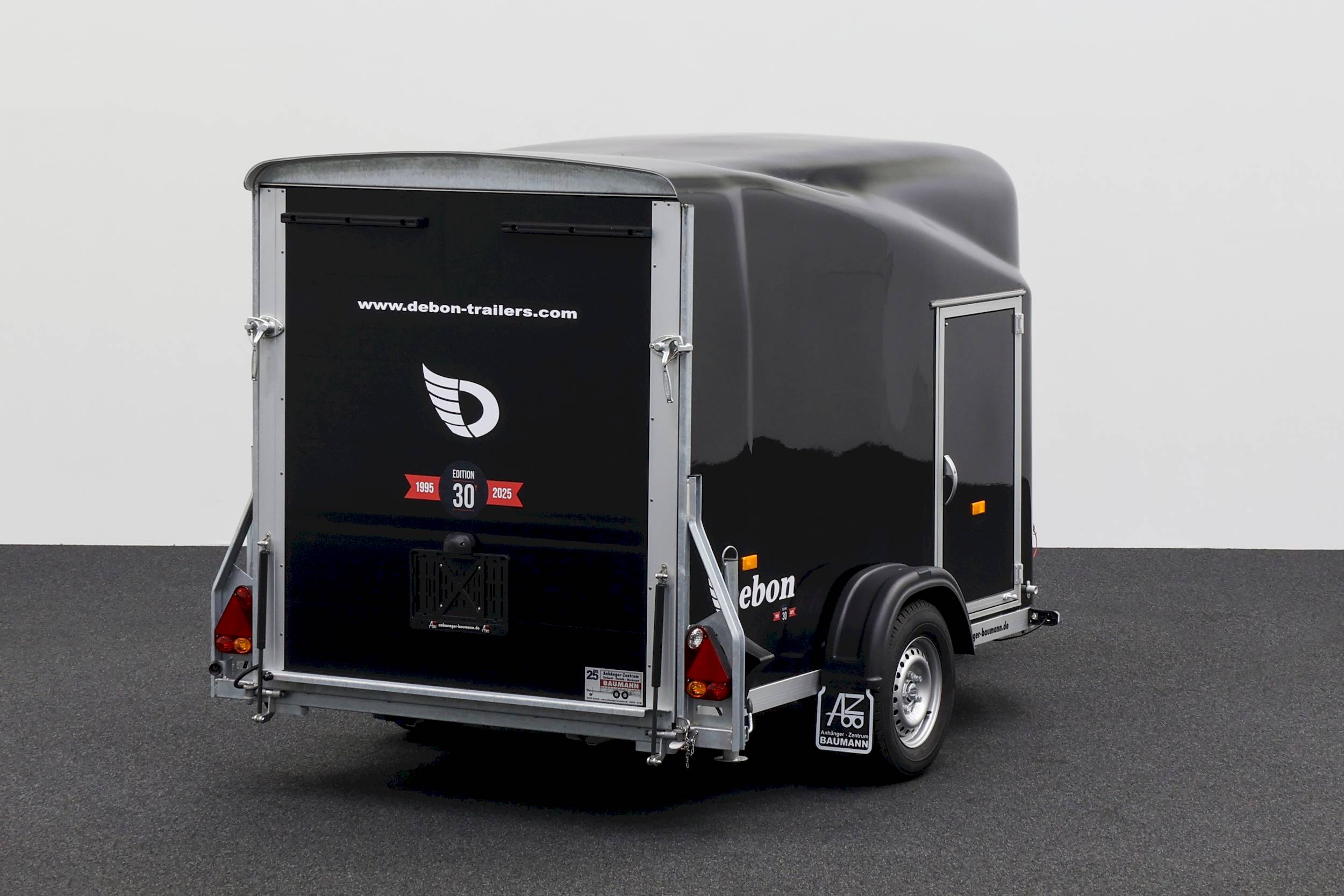 CHEVAL LIBERTE DEBON CARGO 1300
