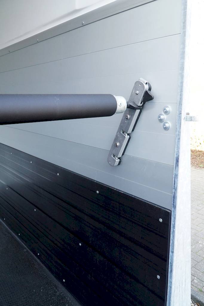 HUMBAUR XANTHOS AERO 2400 | BLACK