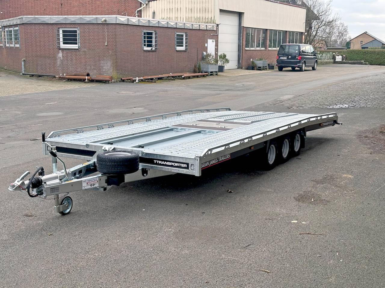 BRIAN JAMES T TRANSPORTER 231-5522-35-3-10 | TRIDEM 10" | RAMPEN 2,35M