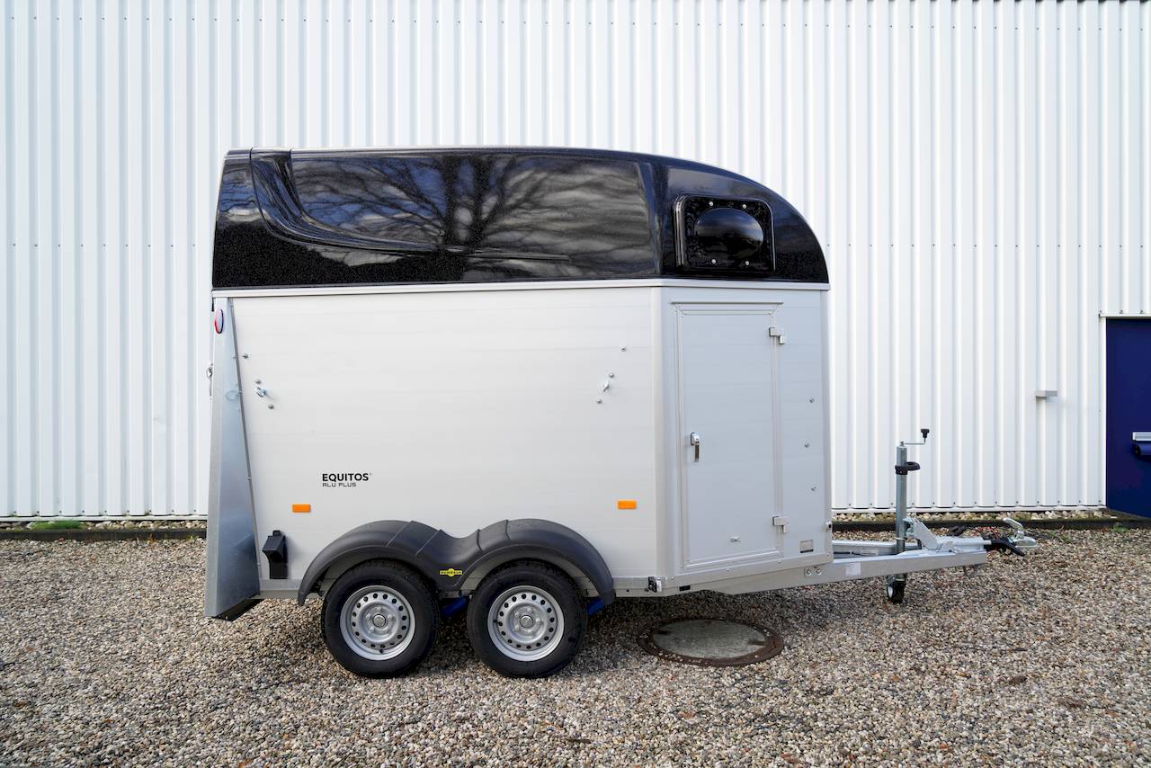 HUMBAUR EQUITOS ALU PLUS 2400 | BLACK