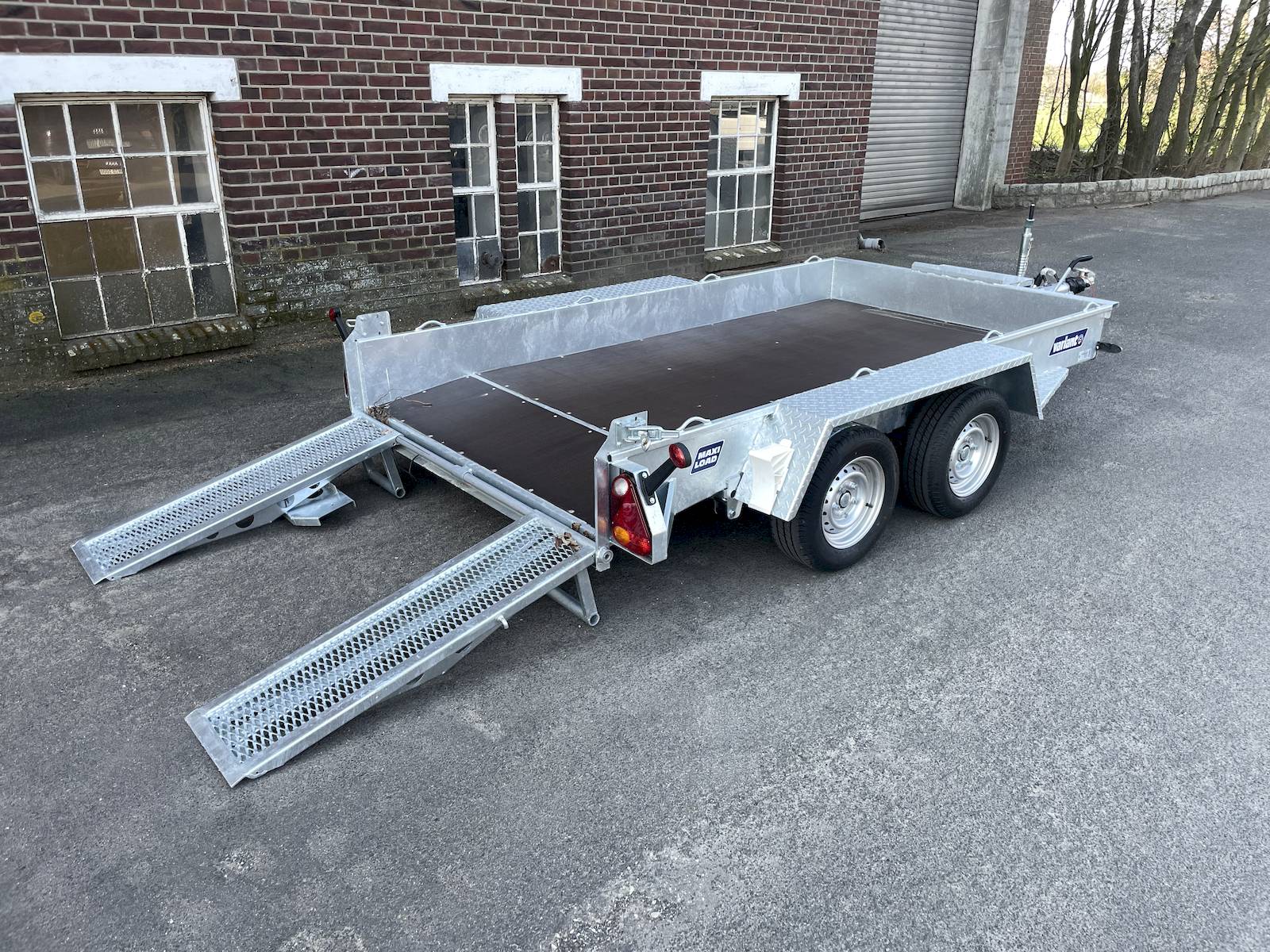 VARIANT 3516 B3 | MAXI LOAD