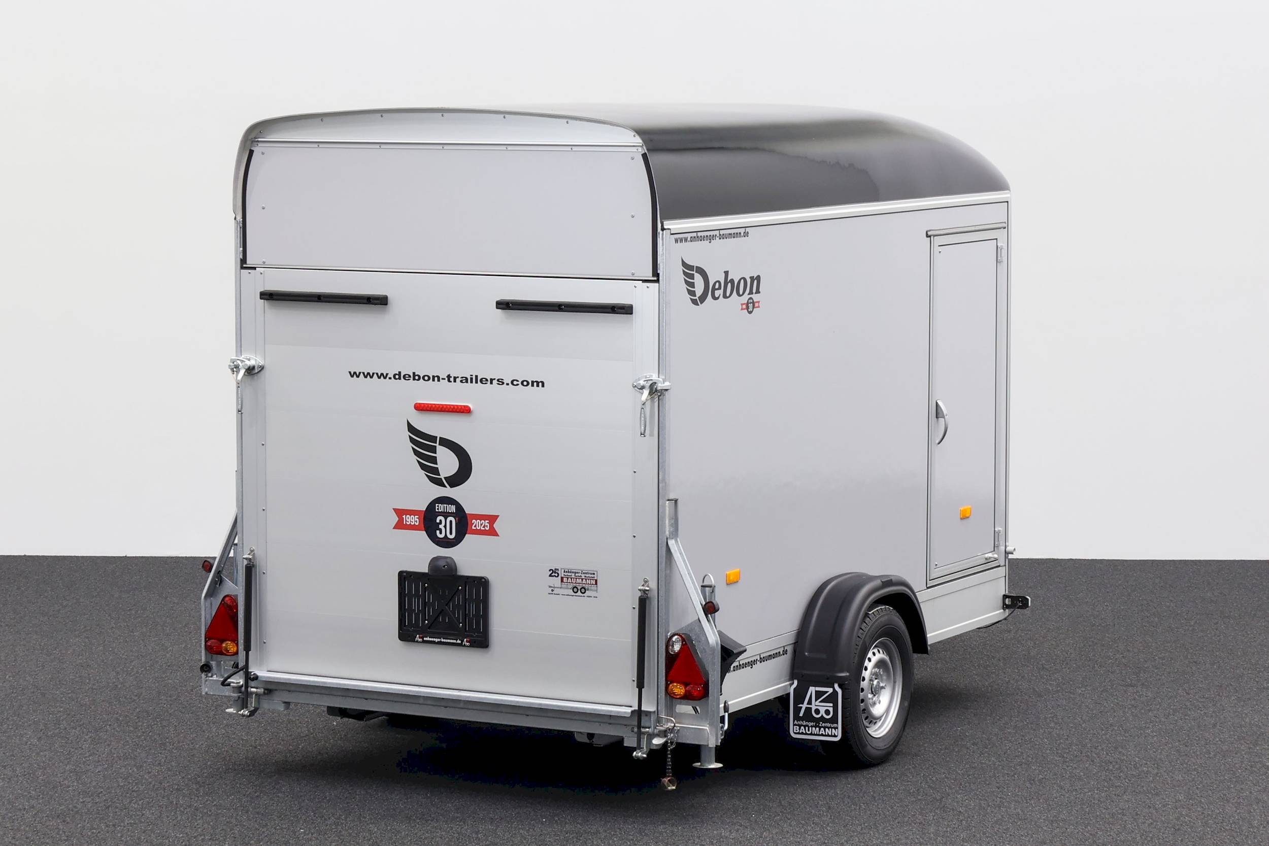 CHEVAL LIBERTE DEBON C400 WABENKERN ROADSTER