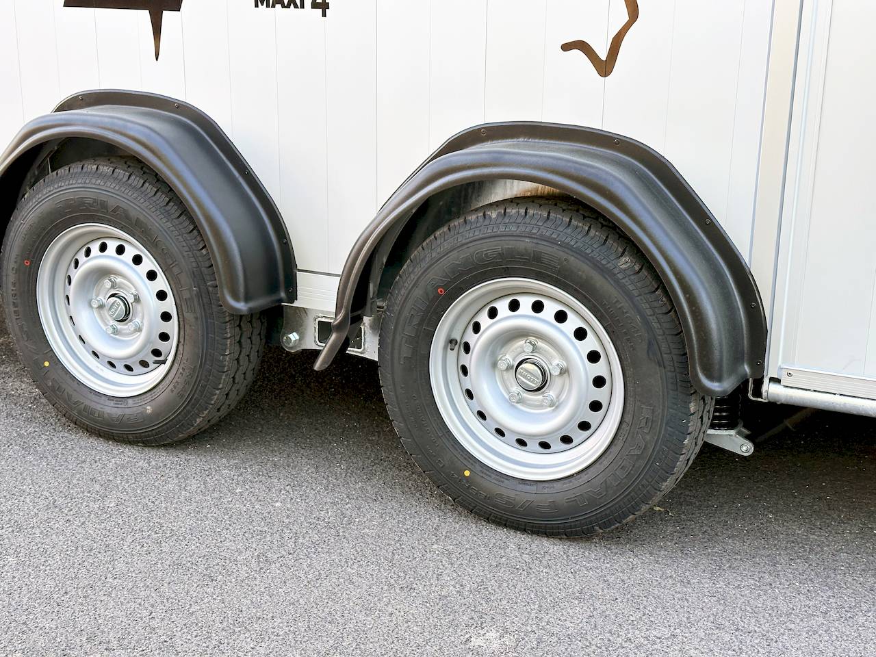 CHEVAL LIBERTE MAXI 4 SCHRÄGSTEHER