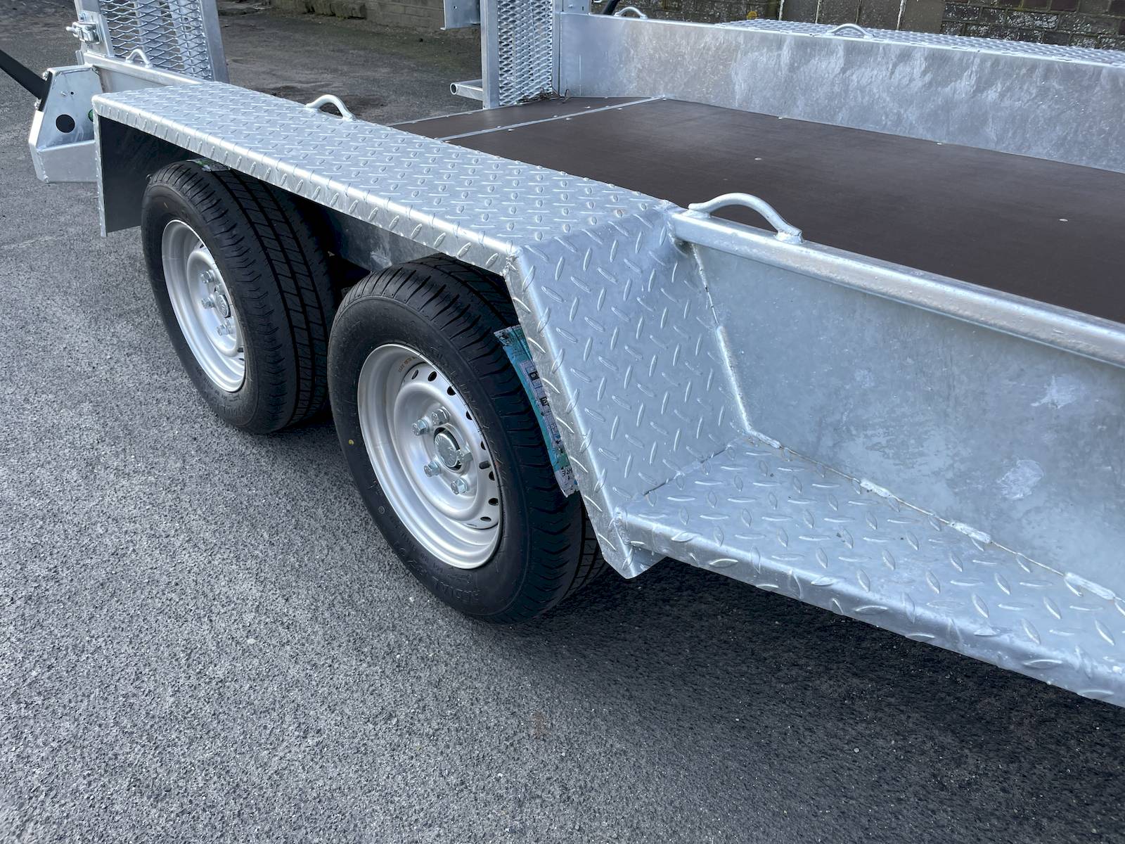 VARIANT 3516 B3 | MAXI LOAD