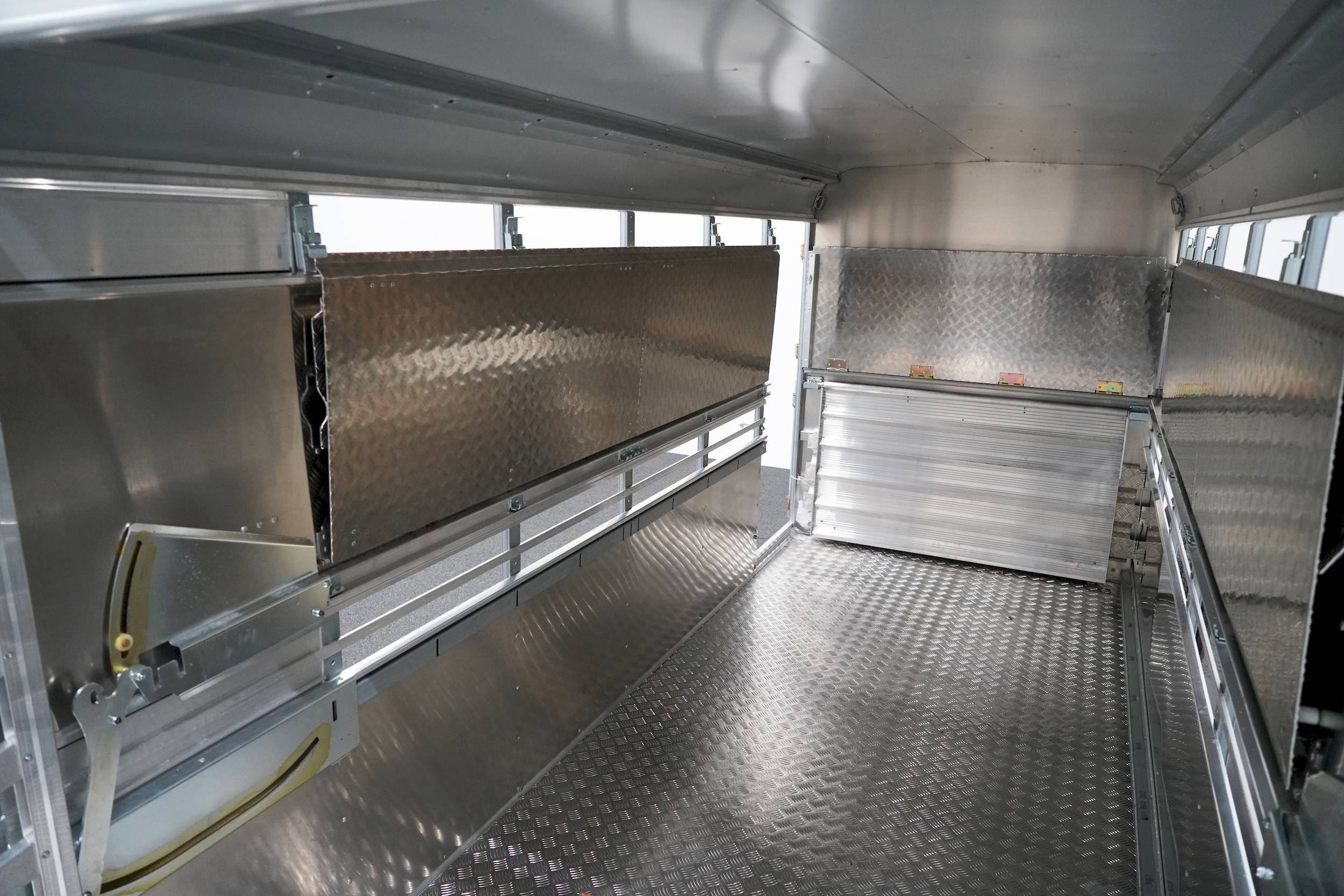 IFOR WILLIAMS TA5 HD | 12x6 | DOPPELSTOCK