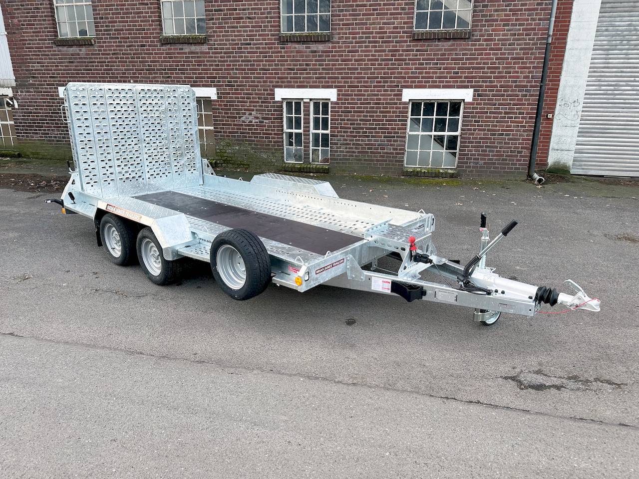 BRIAN JAMES DIGGER PLANT 543-3717-35-2-12 | SCHWERLASTRAMPE