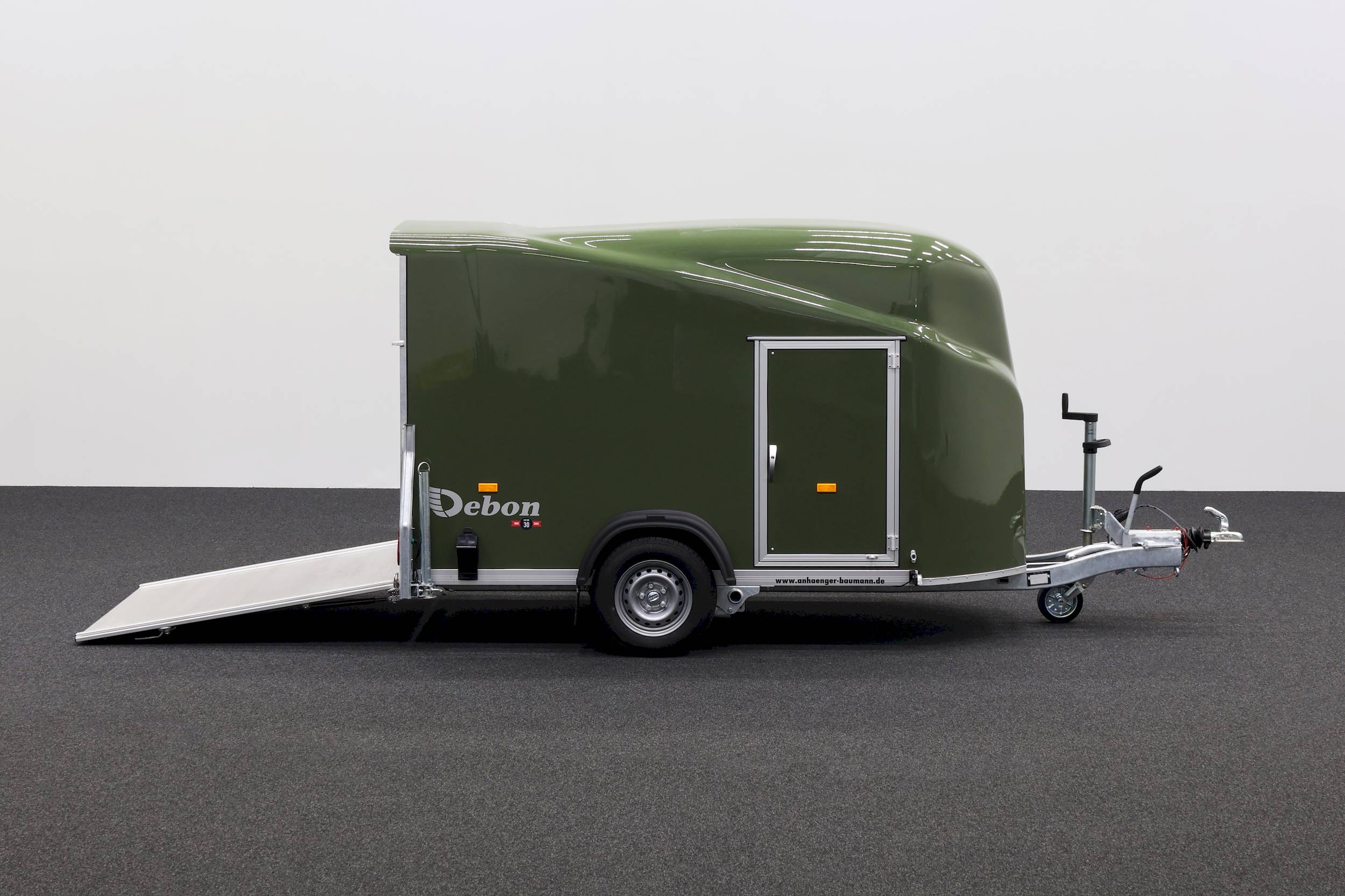 CHEVAL LIBERTE DEBON CARGO 1300