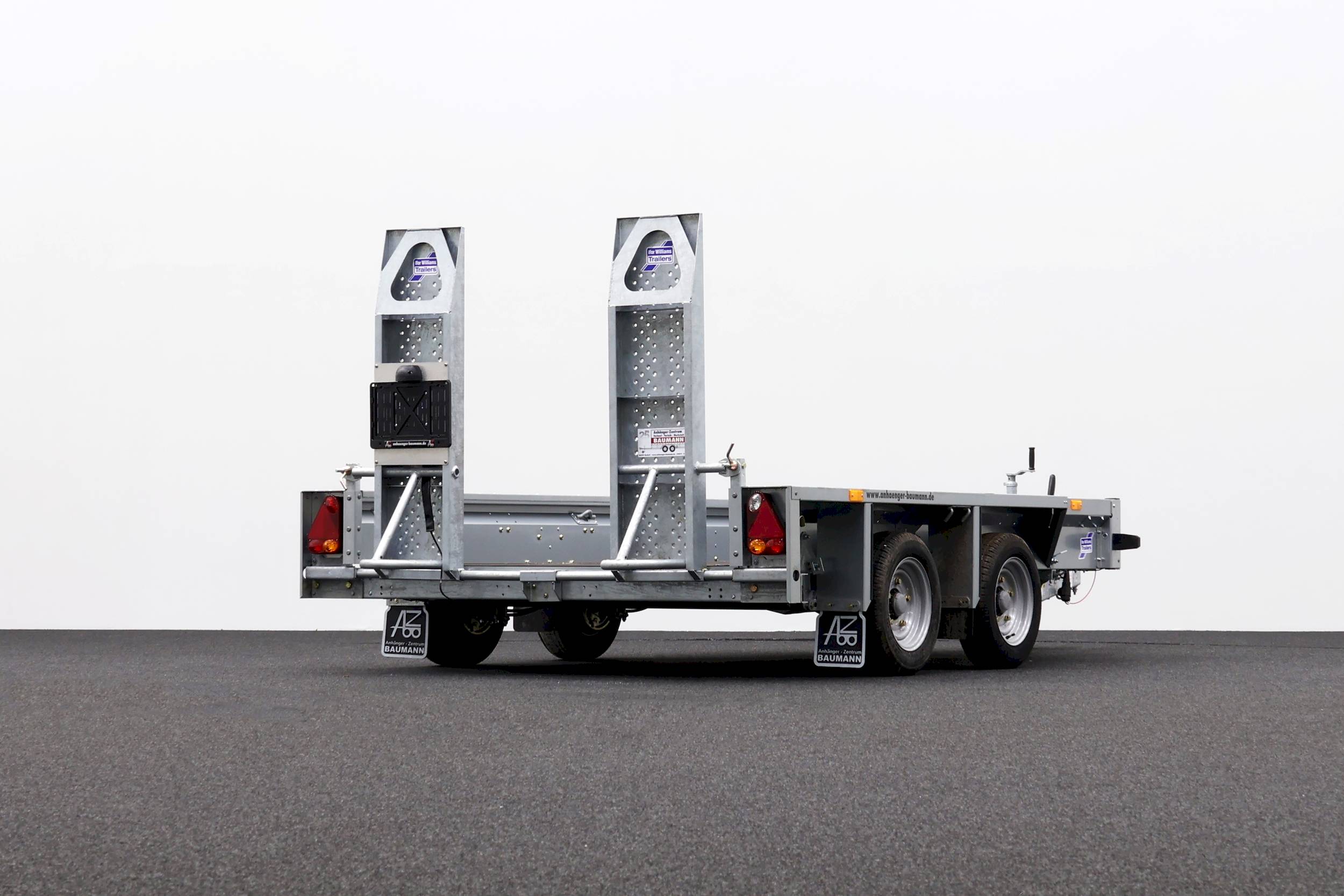 IFOR WILLIAMS GX105HD | SKIDS