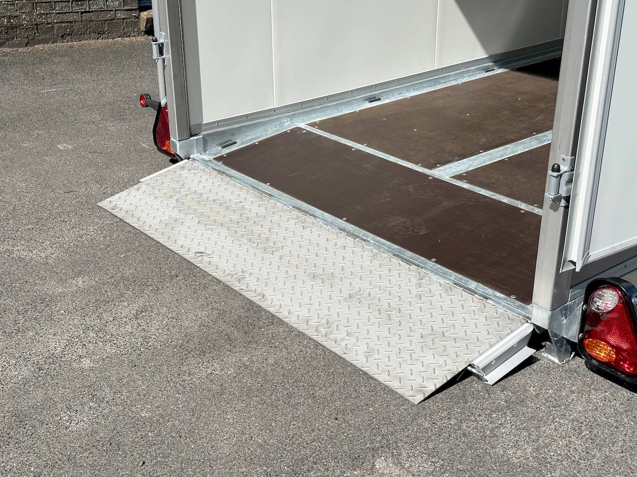 VEZEKO HUSKY FB K D 27.40/21 | SILBER