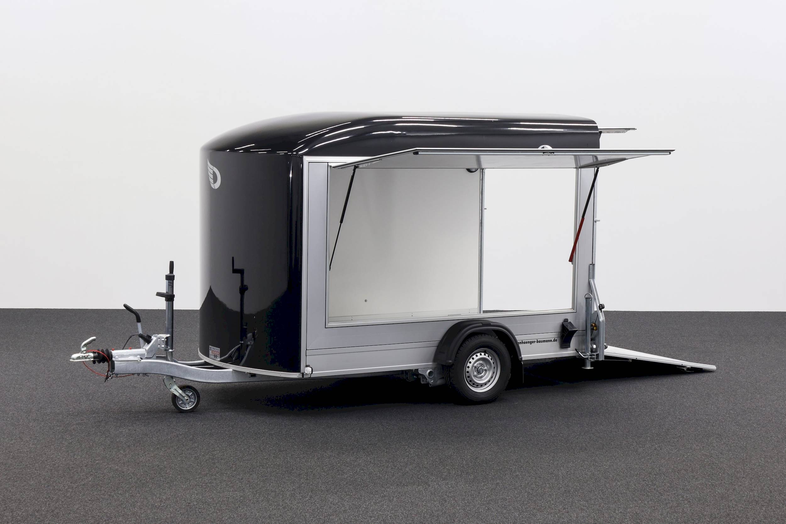 CHEVAL LIBERTE DEBON C400 WABENKERN ROADSTER