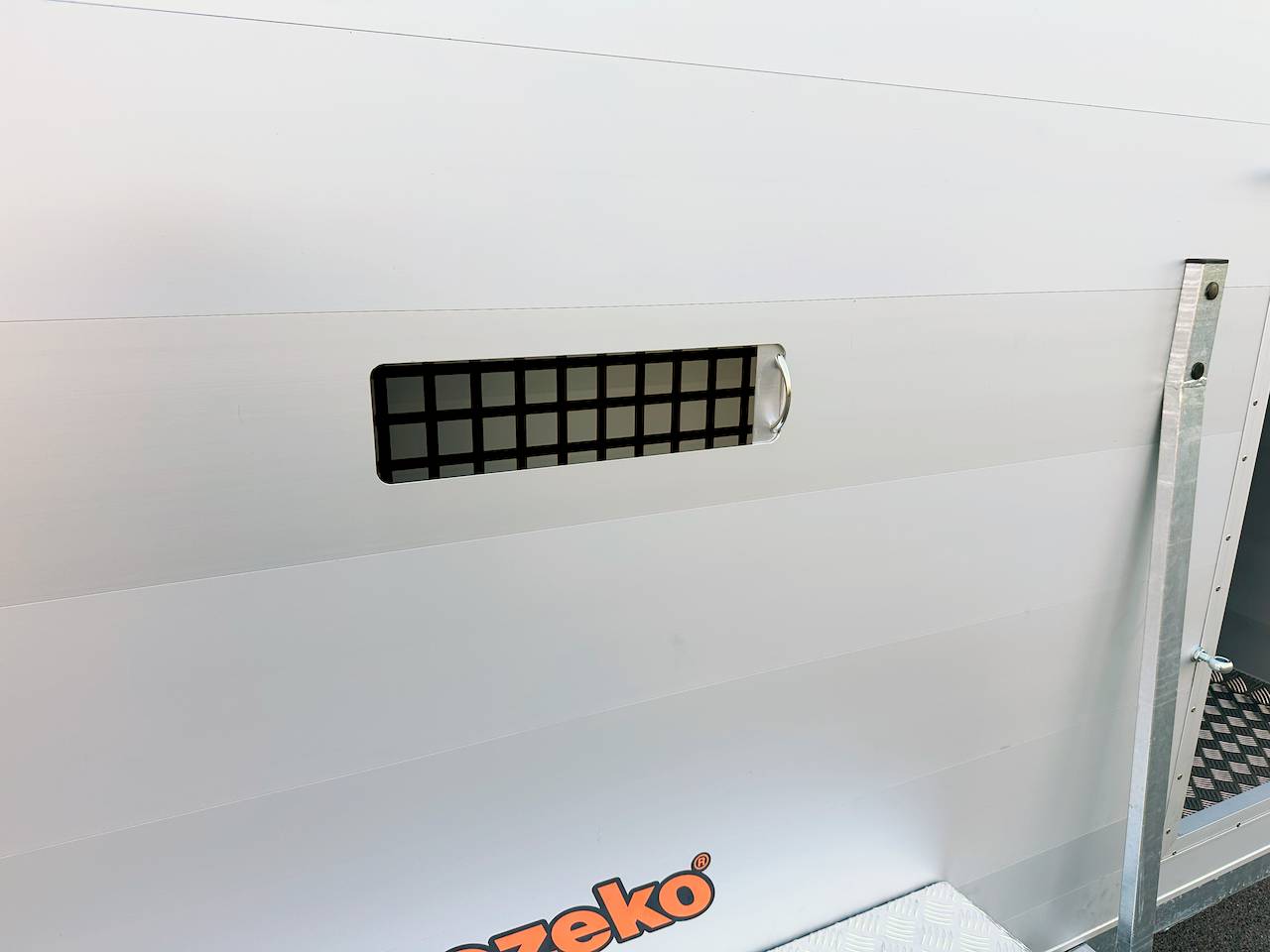 VEZEKO VT 2700 ALUBODEN | RAMPE-/TÜR-KOMBI