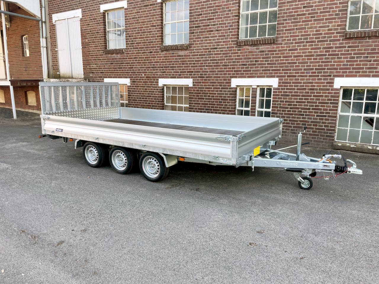 VARIANT 3543 UX | TRIDEM