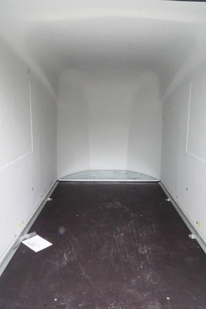CHEVAL LIBERTE DEBON CARGO 1300