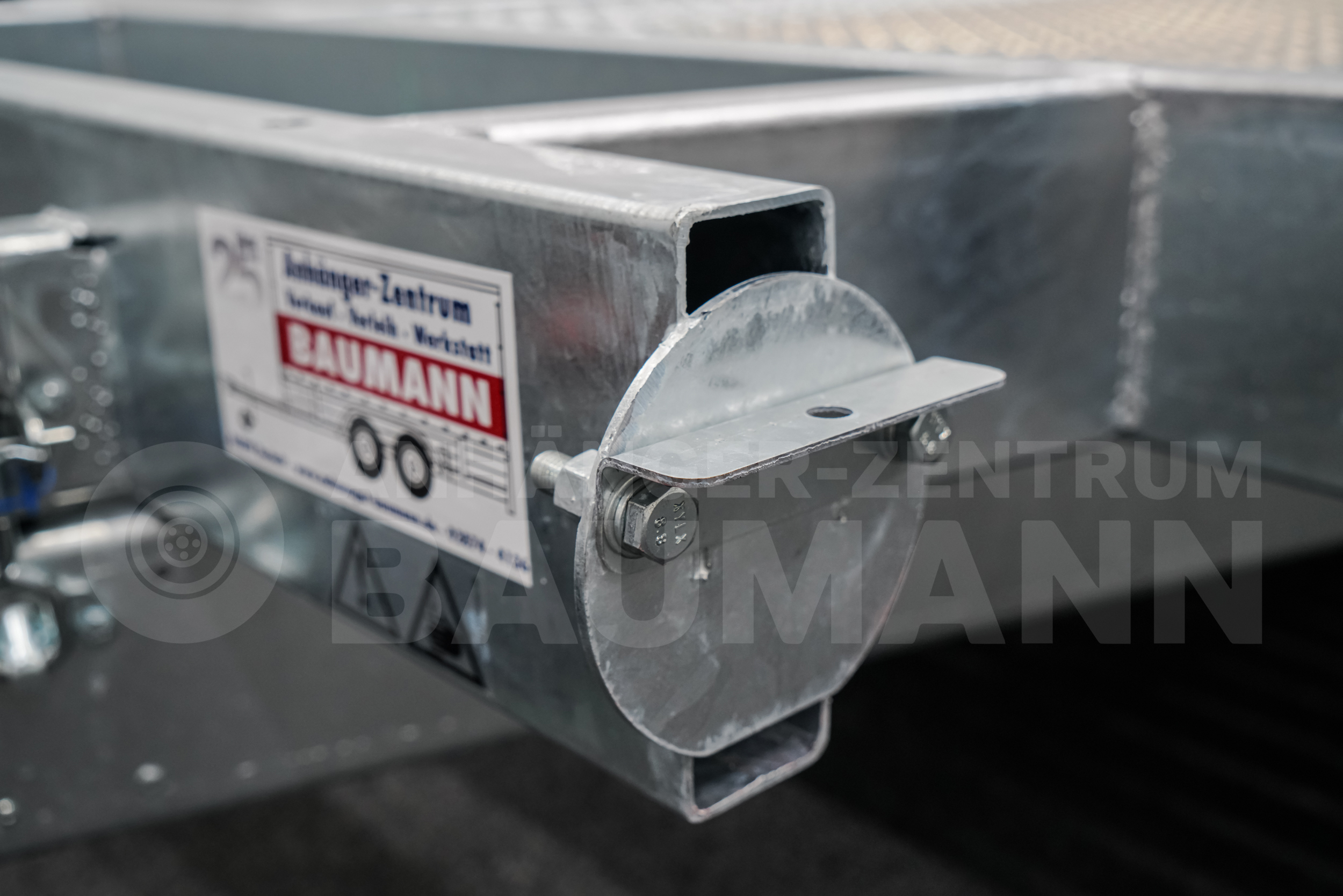 MARTZ GT KIPPBAR 480/3 3,5T | ALUBODEN MITTIG