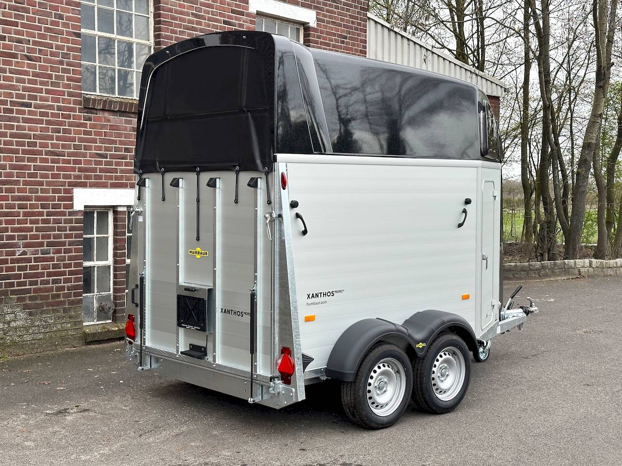 HUMBAUR XANTHOS AERO 2400 | BLACK