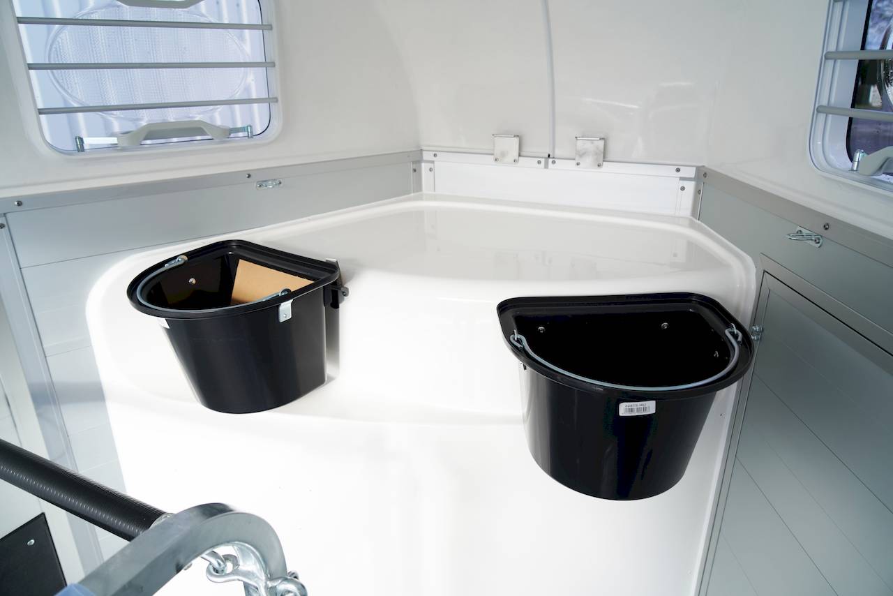 HUMBAUR EQUITOS ALU PLUS 2400 | BLACK