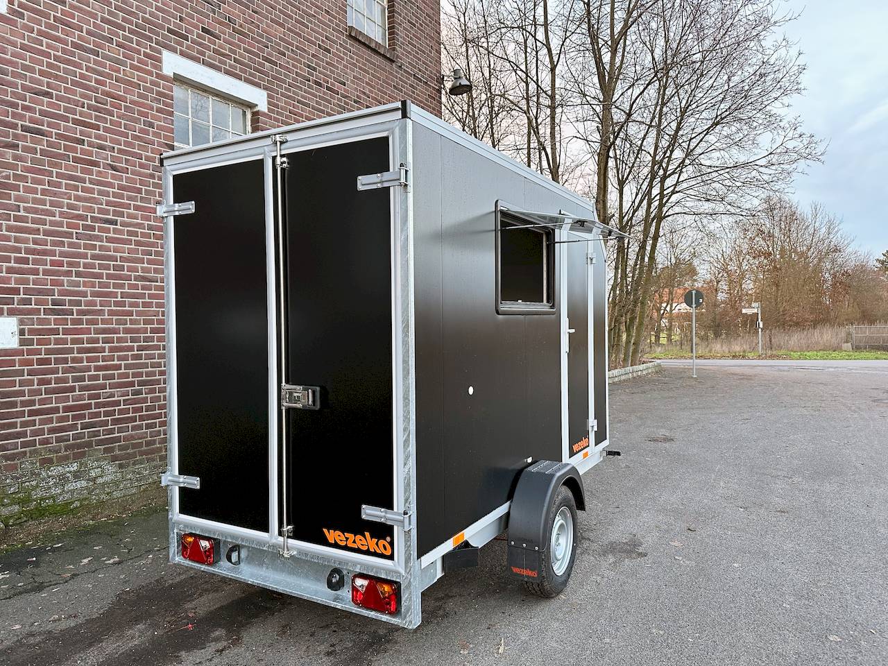 VEZEKO TK B 15.30 | BLACK | SEITENTÜR