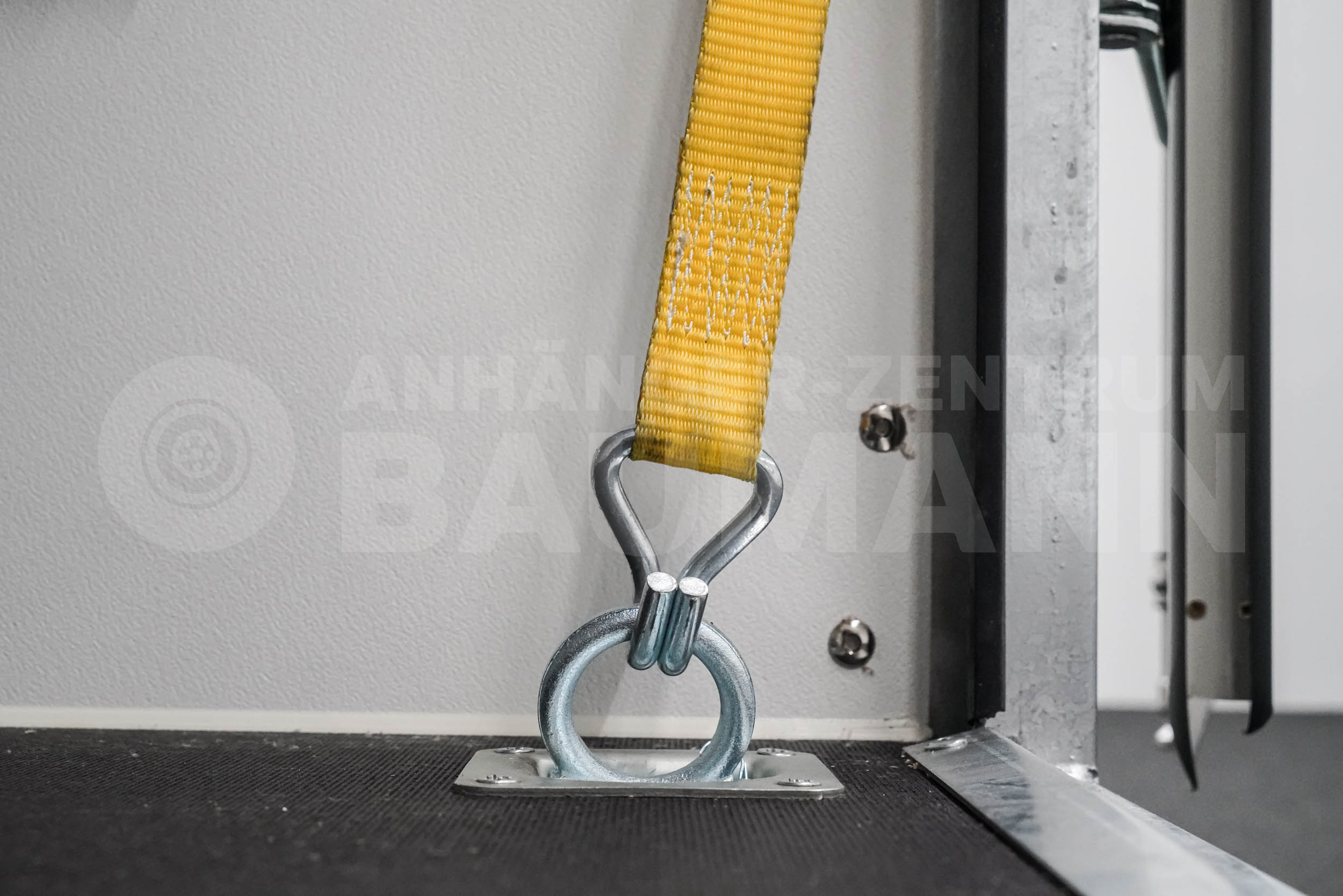 BLYSS F1330HD | SEITENKLAPPE