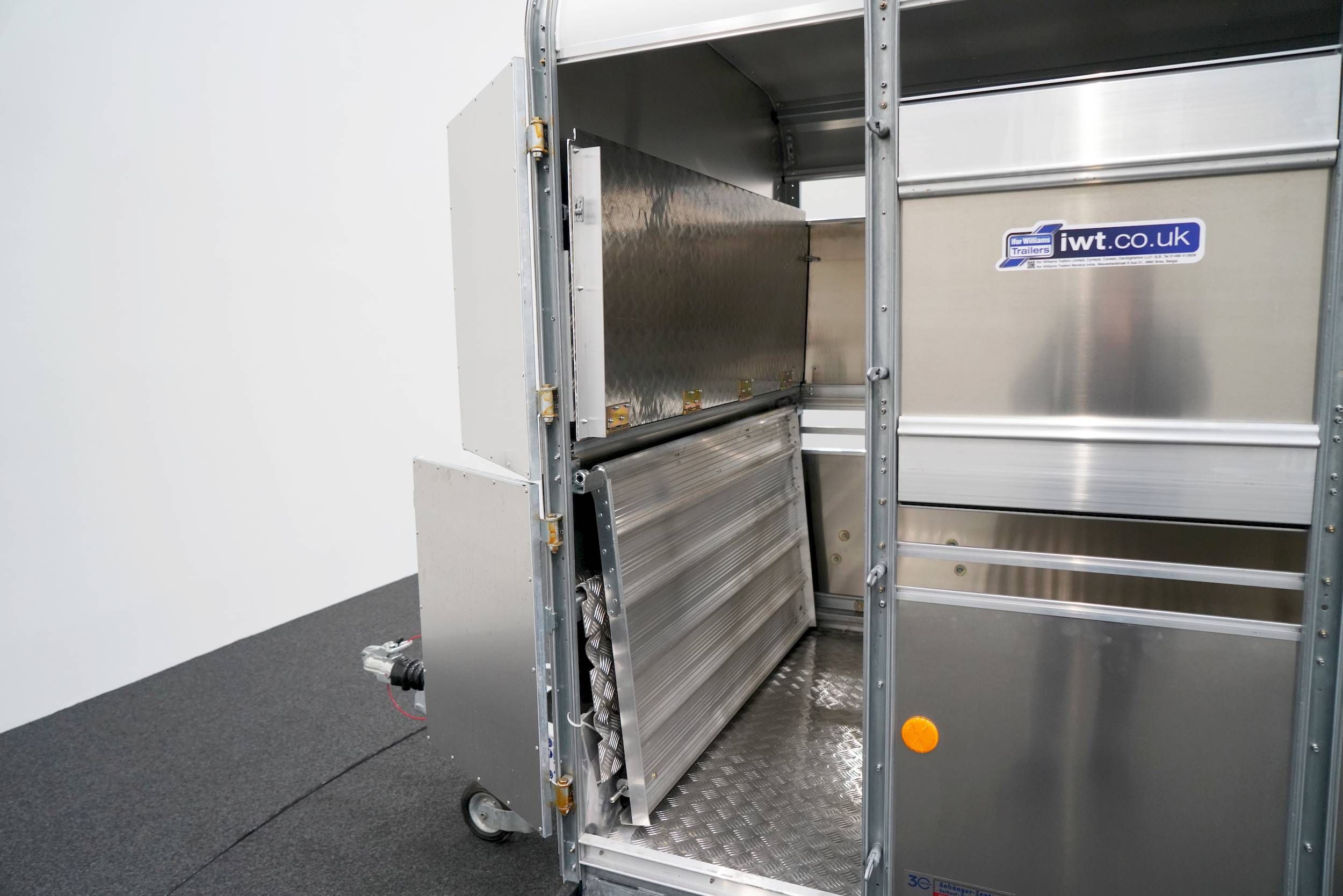 IFOR WILLIAMS TA5 HD | 12x6 | DOPPELSTOCK