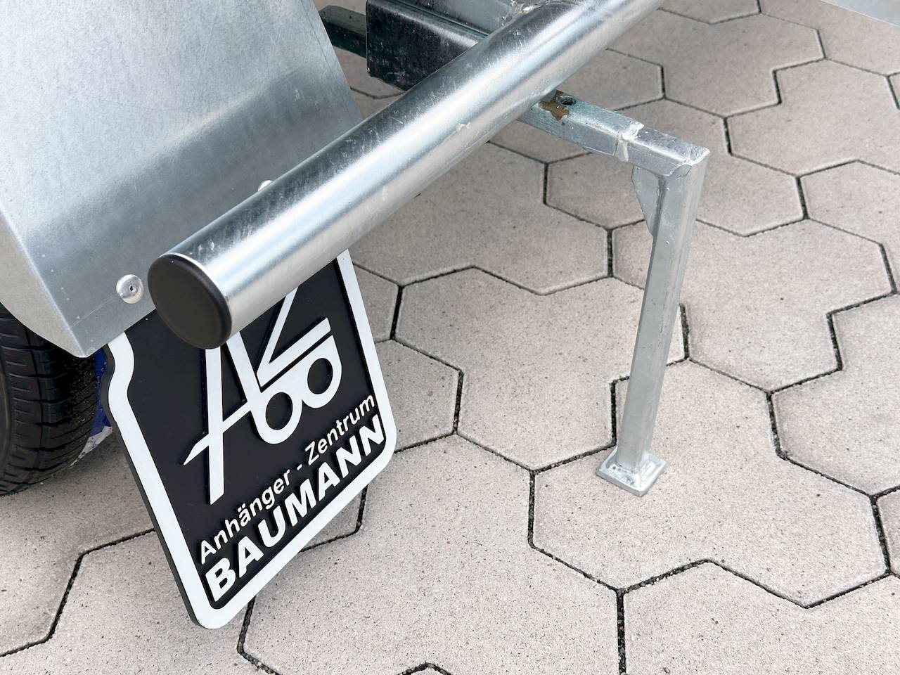 DEBON ROADSTER CAMP | WOHNMOBILANHÄNGER