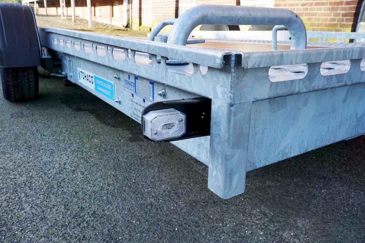 TOHACO AA235/4520 | 2X KOMPRESSOR | LOCHBLECHBODEN