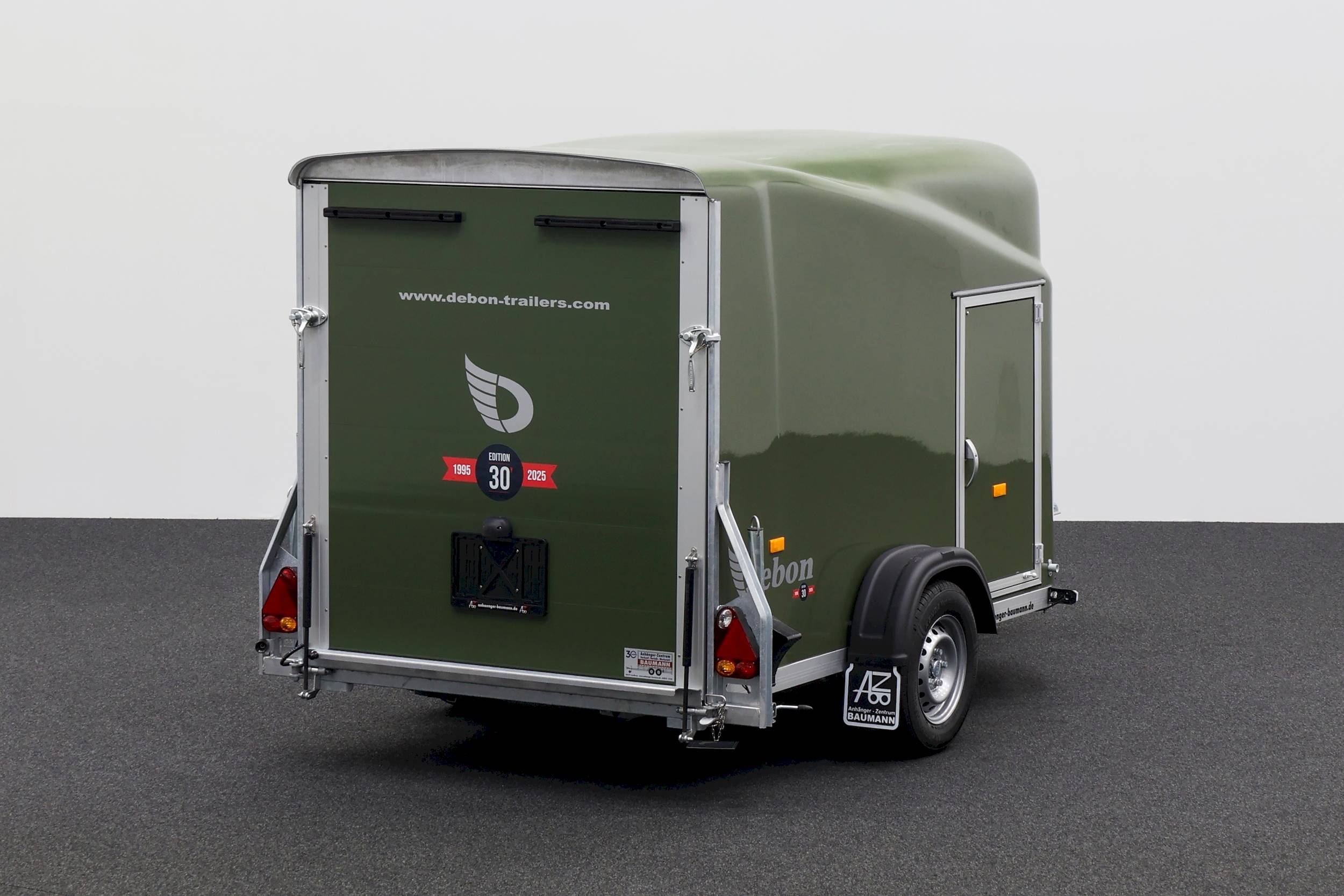 CHEVAL LIBERTE DEBON CARGO 1300