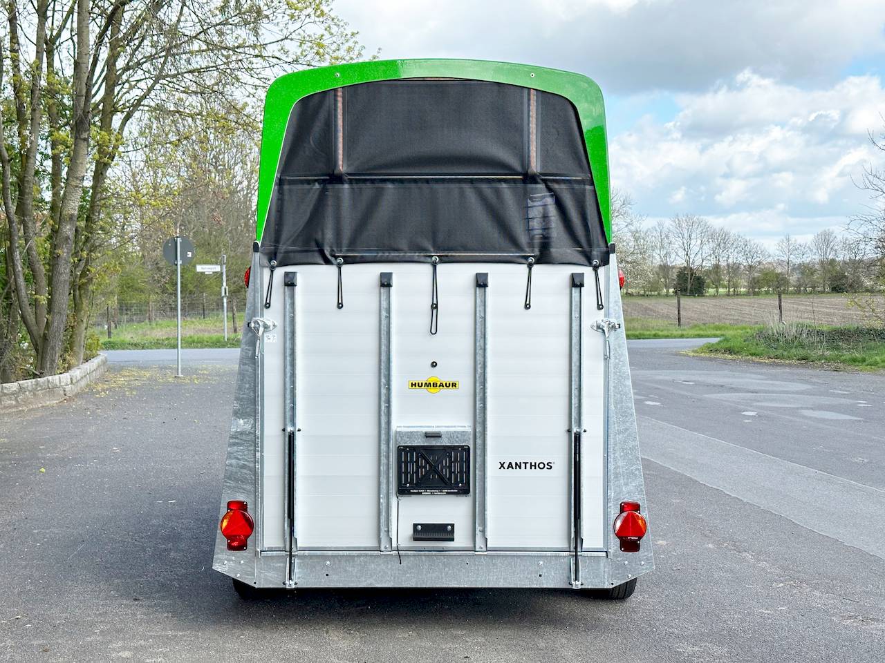 HUMBAUR XANTHOS 2400 | YELLOW GREEN