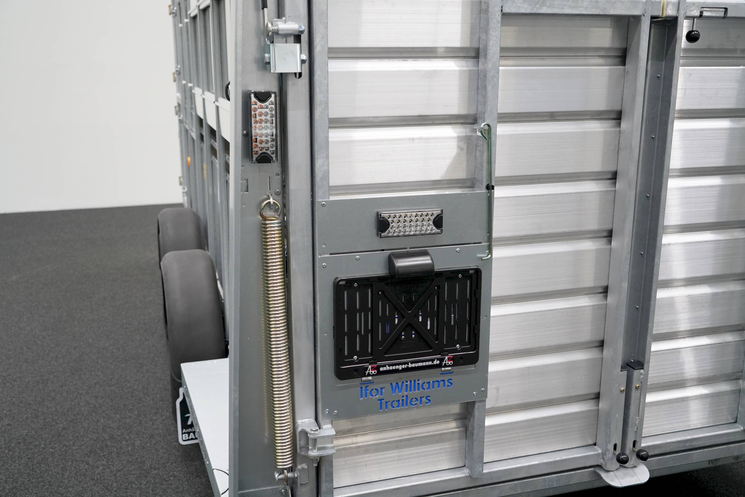 IFOR WILLIAMS TA510 | 14x6 | RAMPE-/TÜR-KOMBI