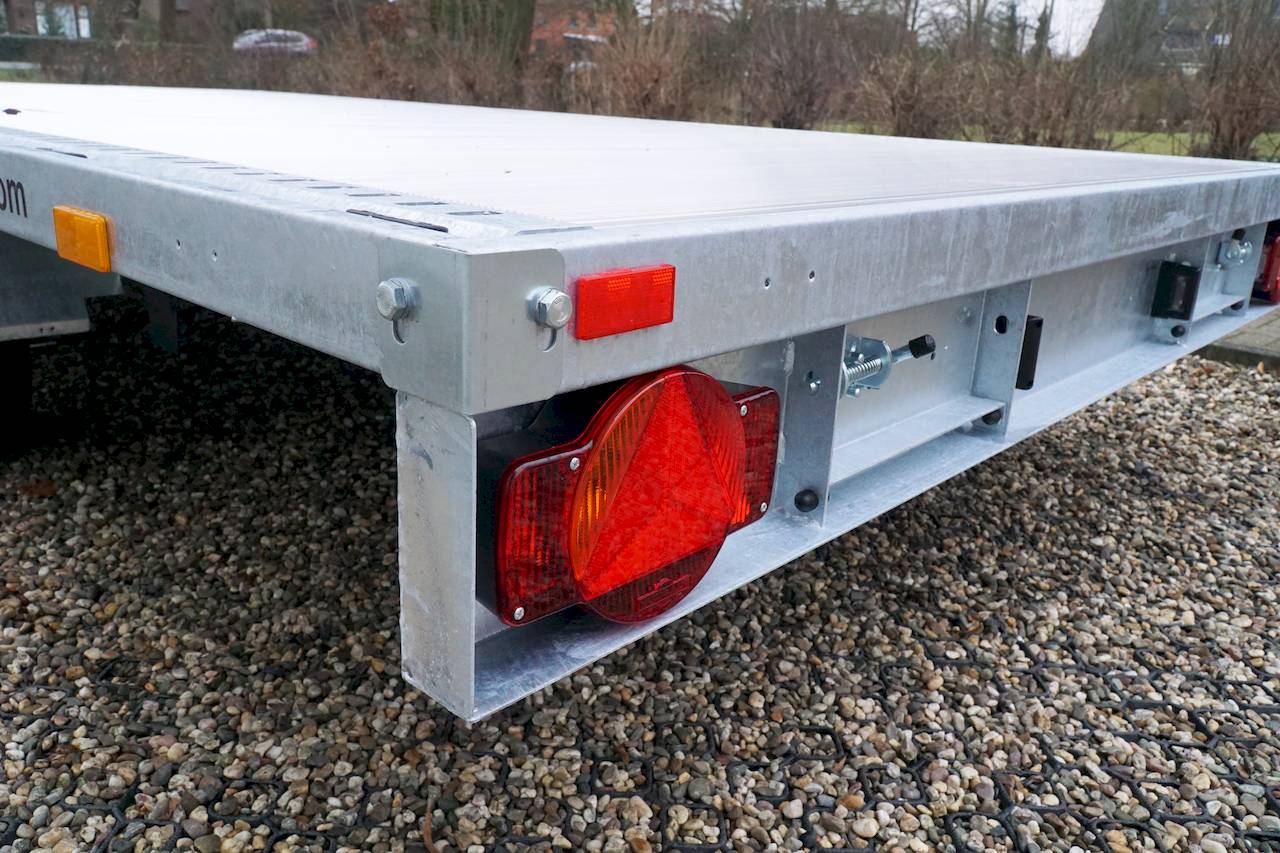 HUMBAUR UNIVERSAL 3000 ALU