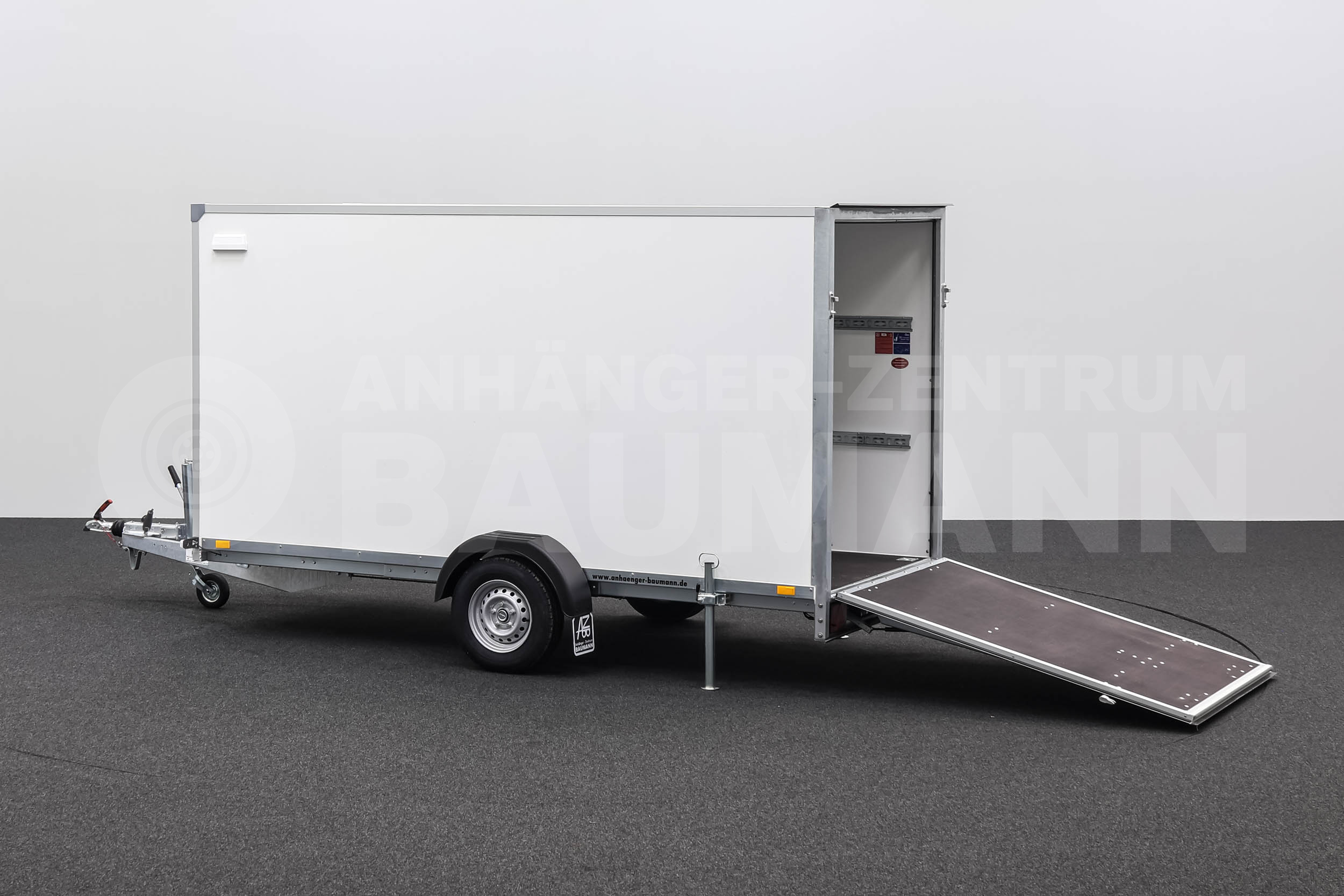 BLYSS F1336HD | RAMPE | SEITENTÜR