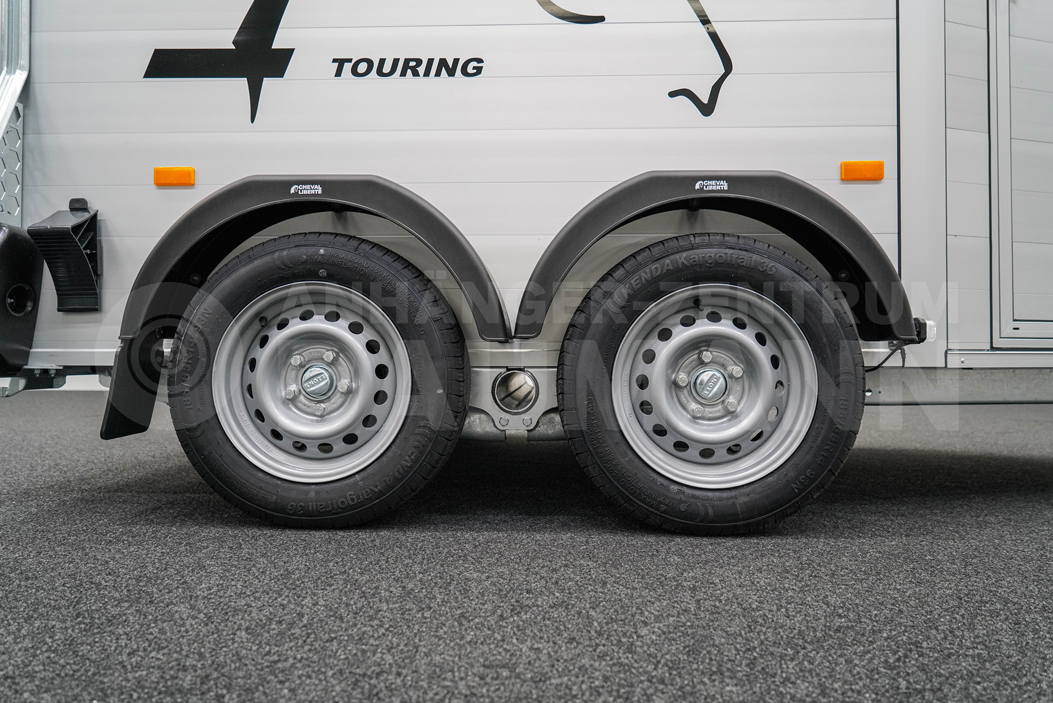 CHEVAL LIBERTE TOURING COUNTRY PREMIUM