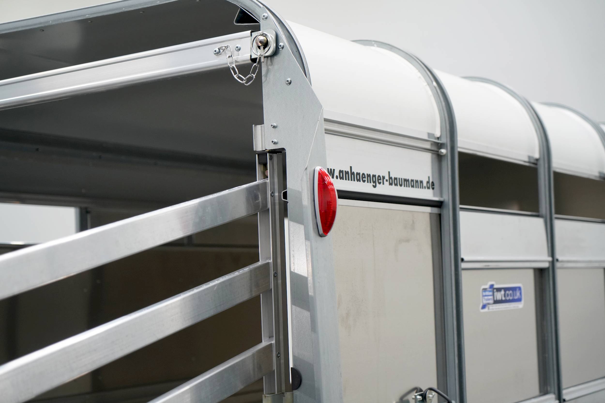 IFOR WILLIAMS TA510 | 10x6 | RAMPE-/TÜR-KOMBI