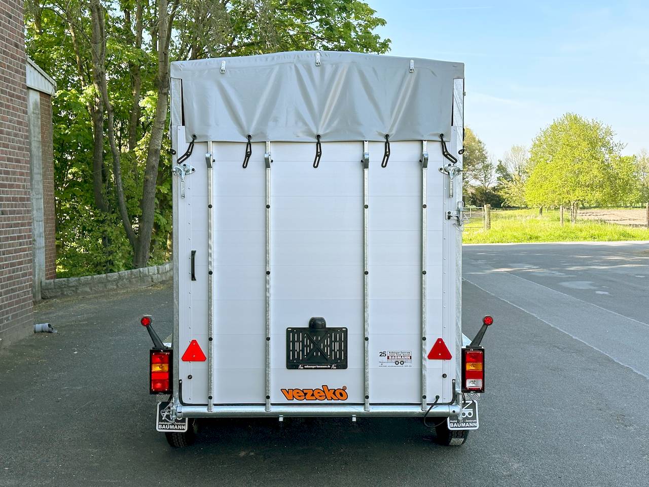 VEZEKO VT 2700 ALUBODEN | RAMPE-/TÜR-KOMBI