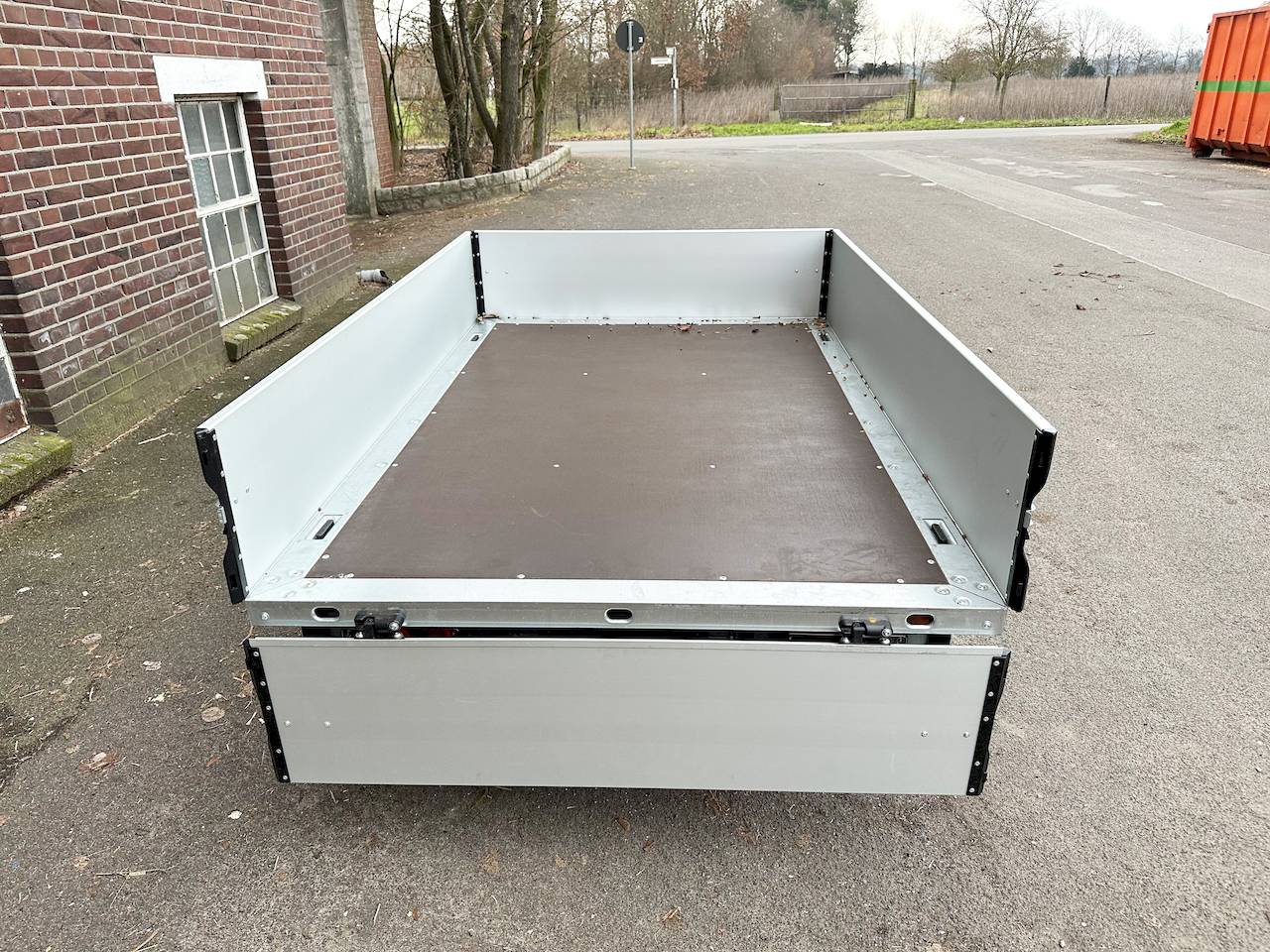 VEZEKO TITBIT 08A 13R
