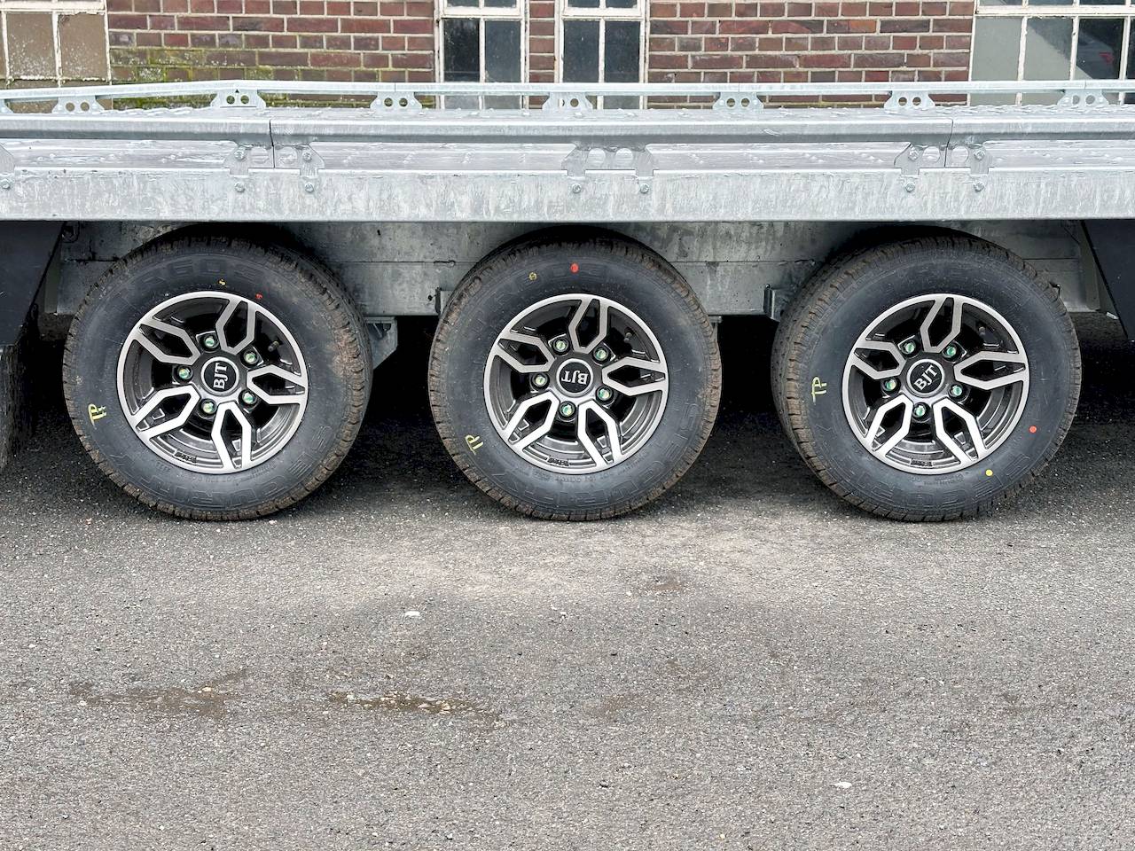 BRIAN JAMES T TRANSPORTER 231-5522-35-3-10 | FDC | KOMFORT | E-ANKIPPBAR | TRIDE