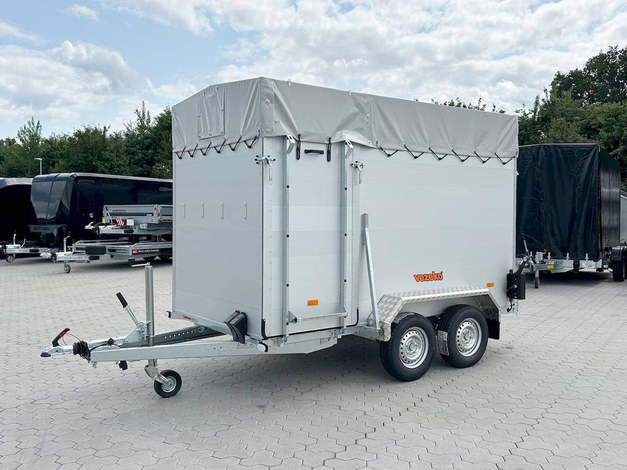 VEZEKO VT 2700 | RAMPE-/TÜR-KOMBI I ENTLADERAMPE I TREIBGITTER