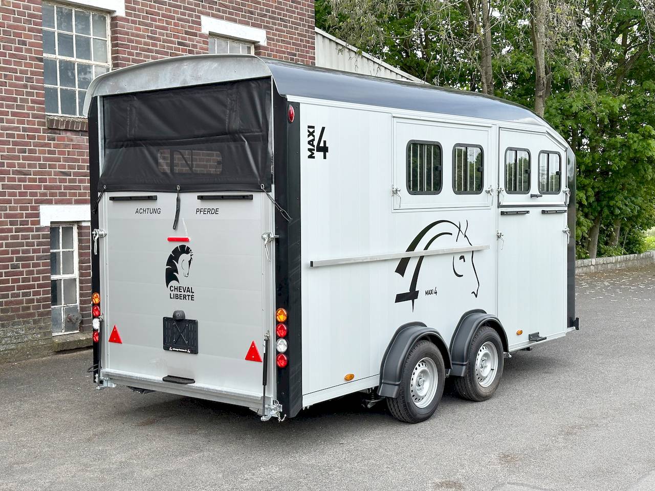 CHEVAL LIBERTE MAXI 4 SCHRÄGSTEHER
