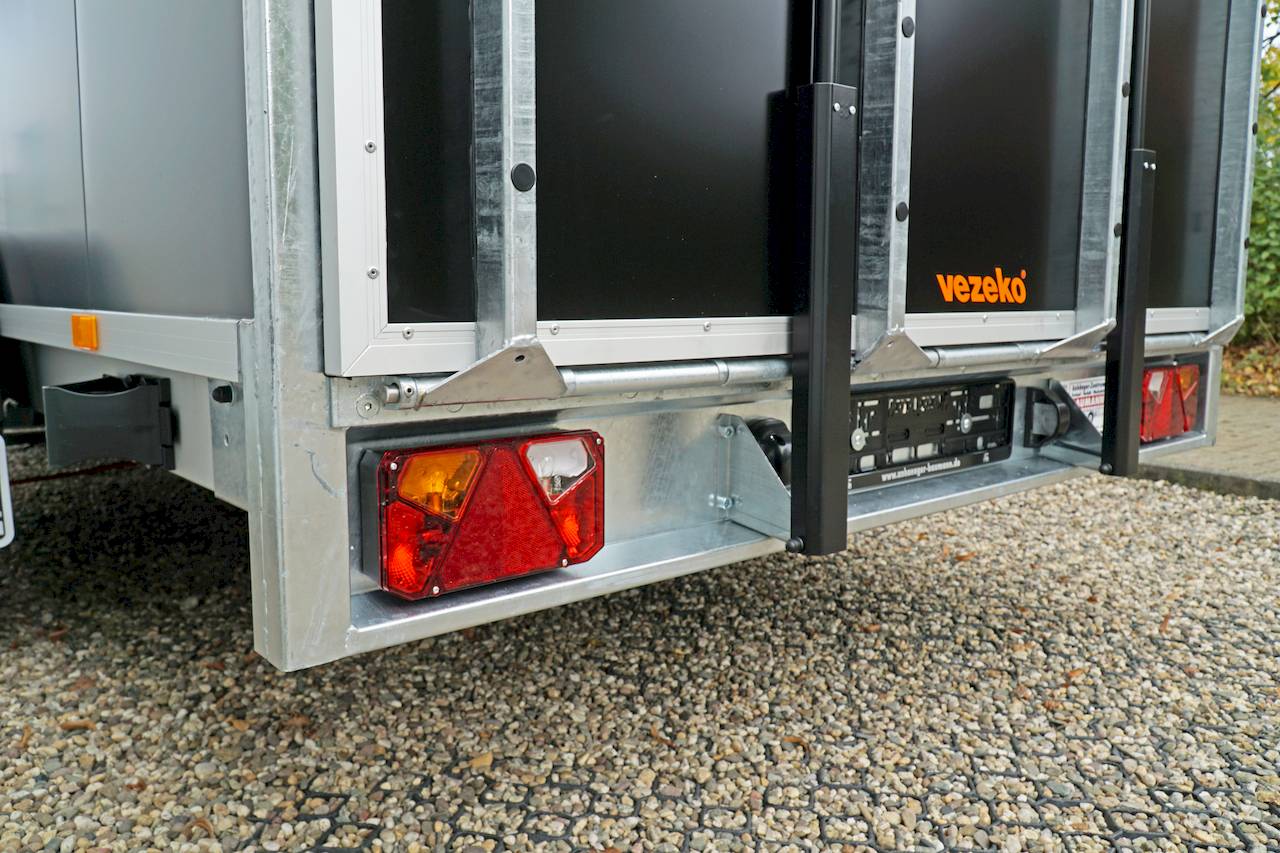VEZEKO TK C 27.40 | BLACK | RAMPE