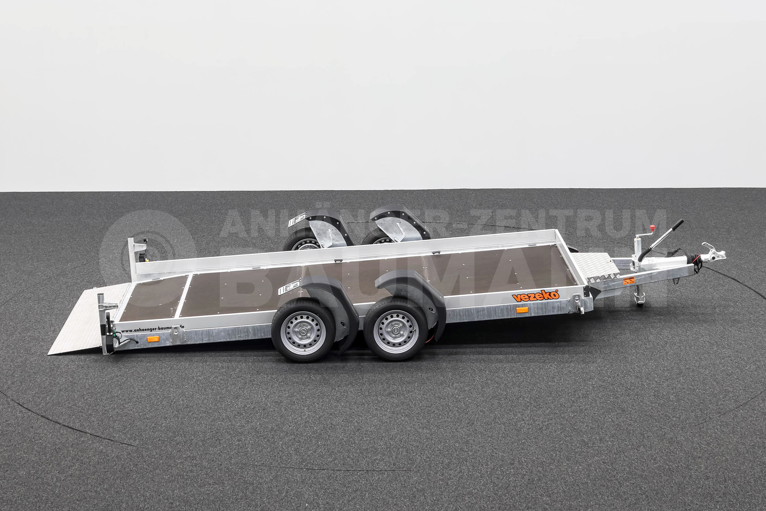 VEZEKO HUSKY CAR FB 35.39 | E-PUMPE | RAMPE