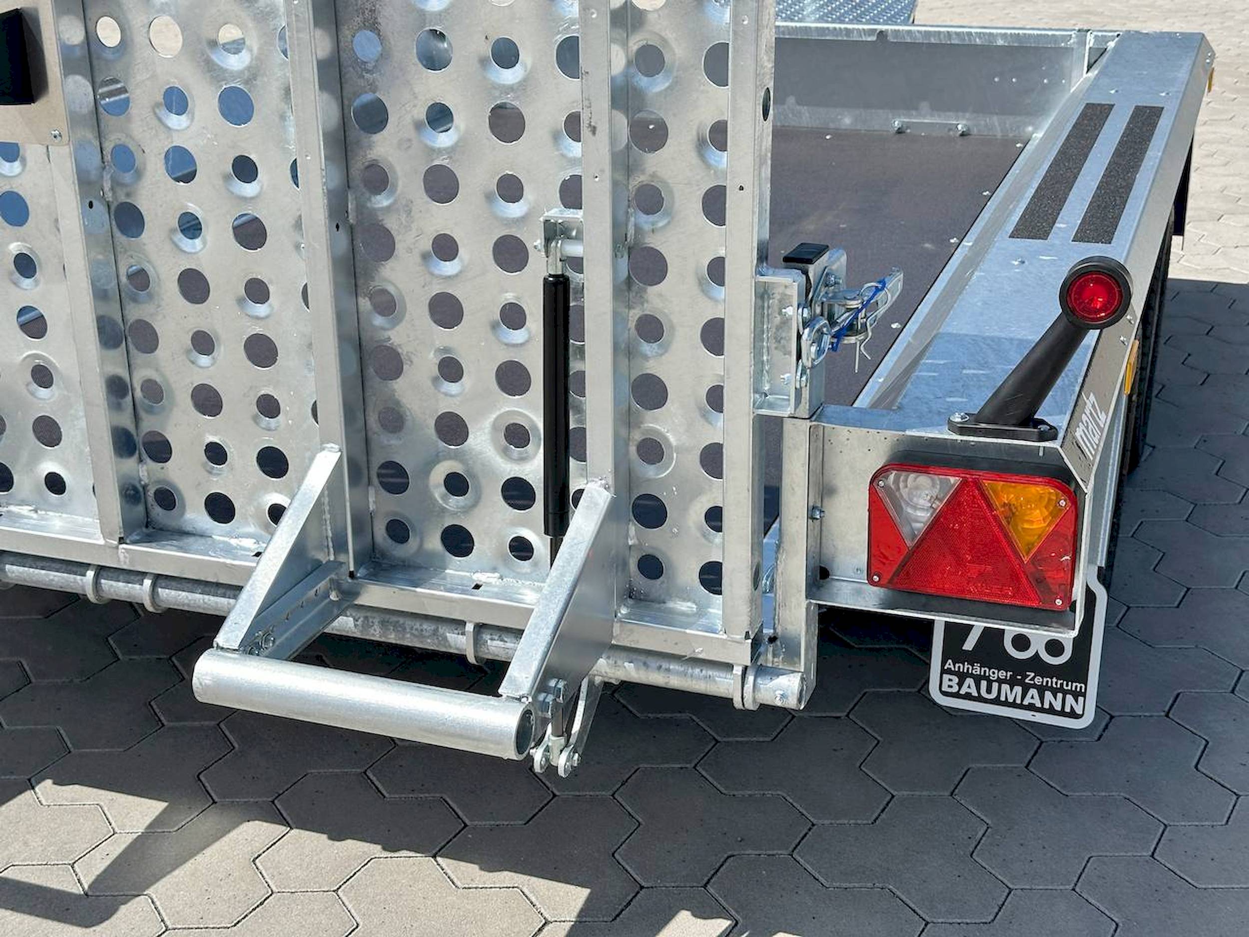 MARTZ BAU-3 300/2 S 2,7T