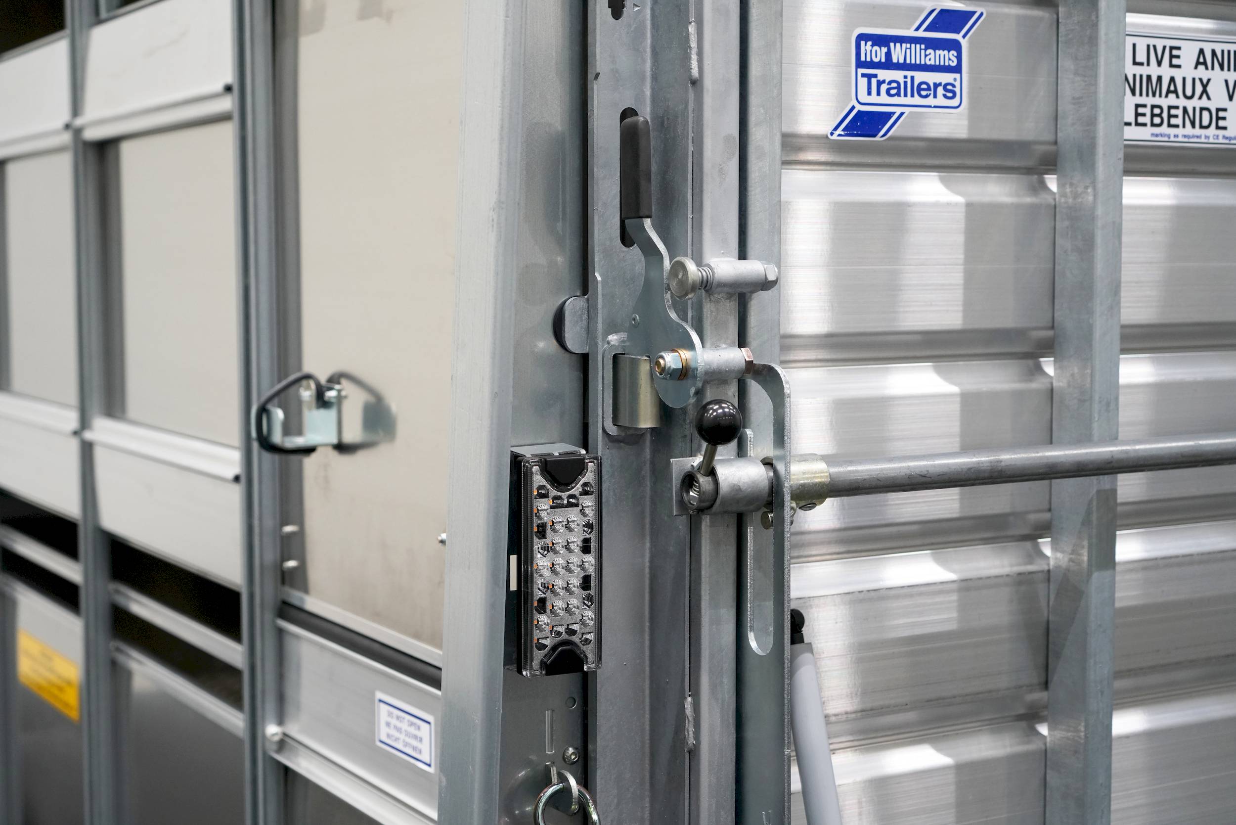 IFOR WILLIAMS TA5 HD | 12x6 | DOPPELSTOCK