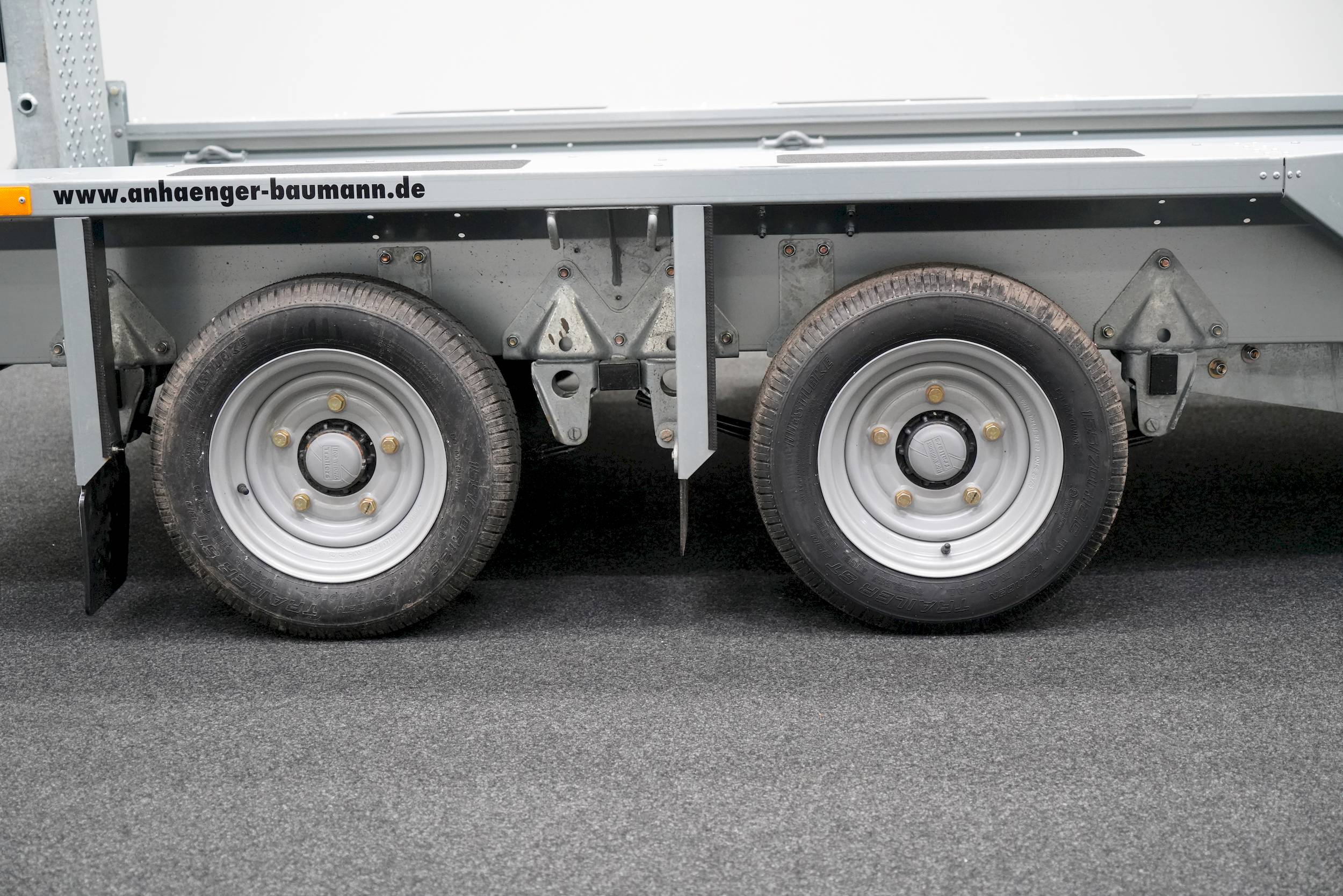 IFOR WILLIAMS GX105HD | SKIDS