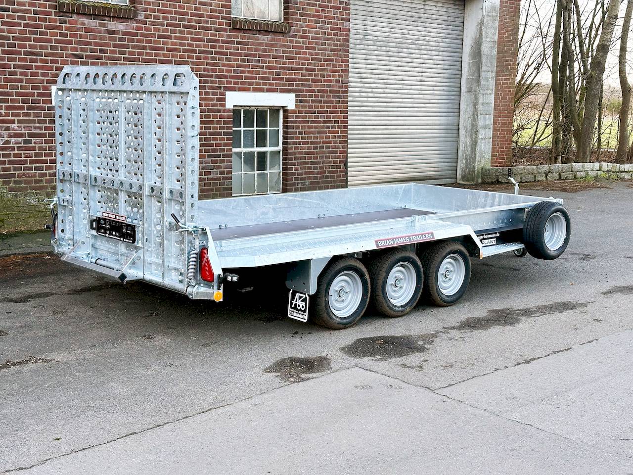 BRIAN JAMES GENERAL PLANT 551-4018-35-3-12 | TRIDEM | SCHWERLASTRAMPE