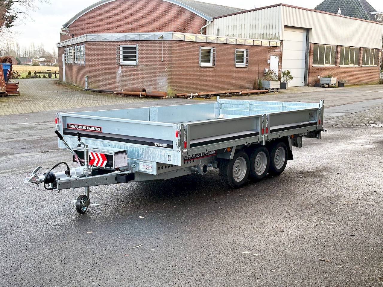 BRIAN JAMES TIPPER 526-3620-35-3-12 | TRIDEM | PENDELKLAPPE
