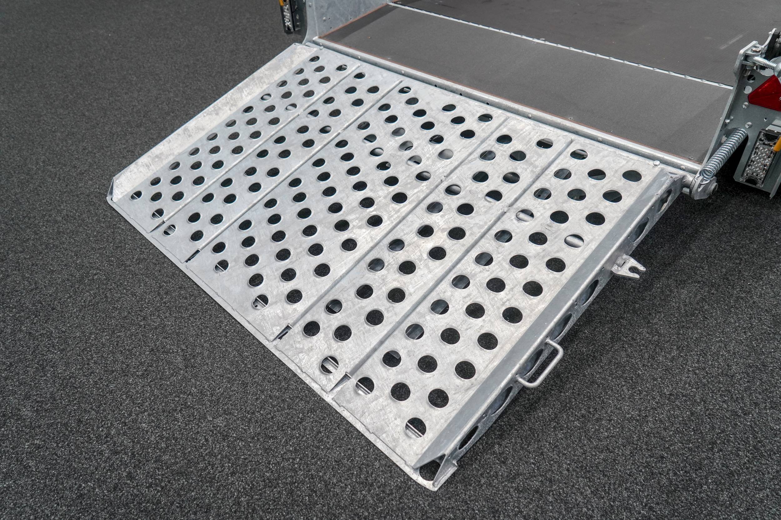 IFOR WILLIAMS GH106 | RAMPE