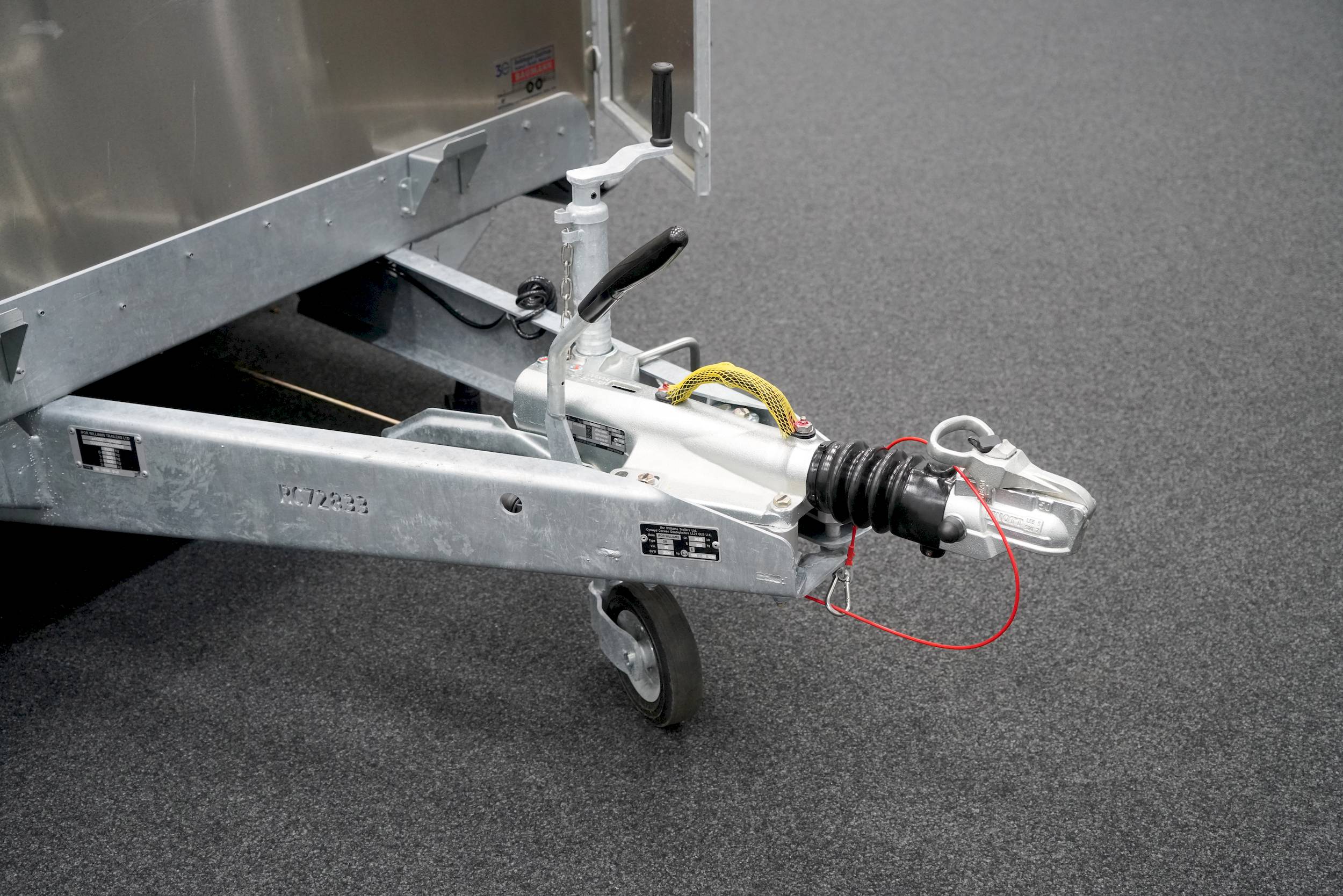 IFOR WILLIAMS TA510 | 10x6 | RAMPE-/TÜR-KOMBI