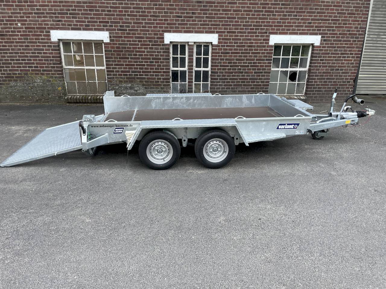 VARIANT 3516 B3 | MAXI LOAD