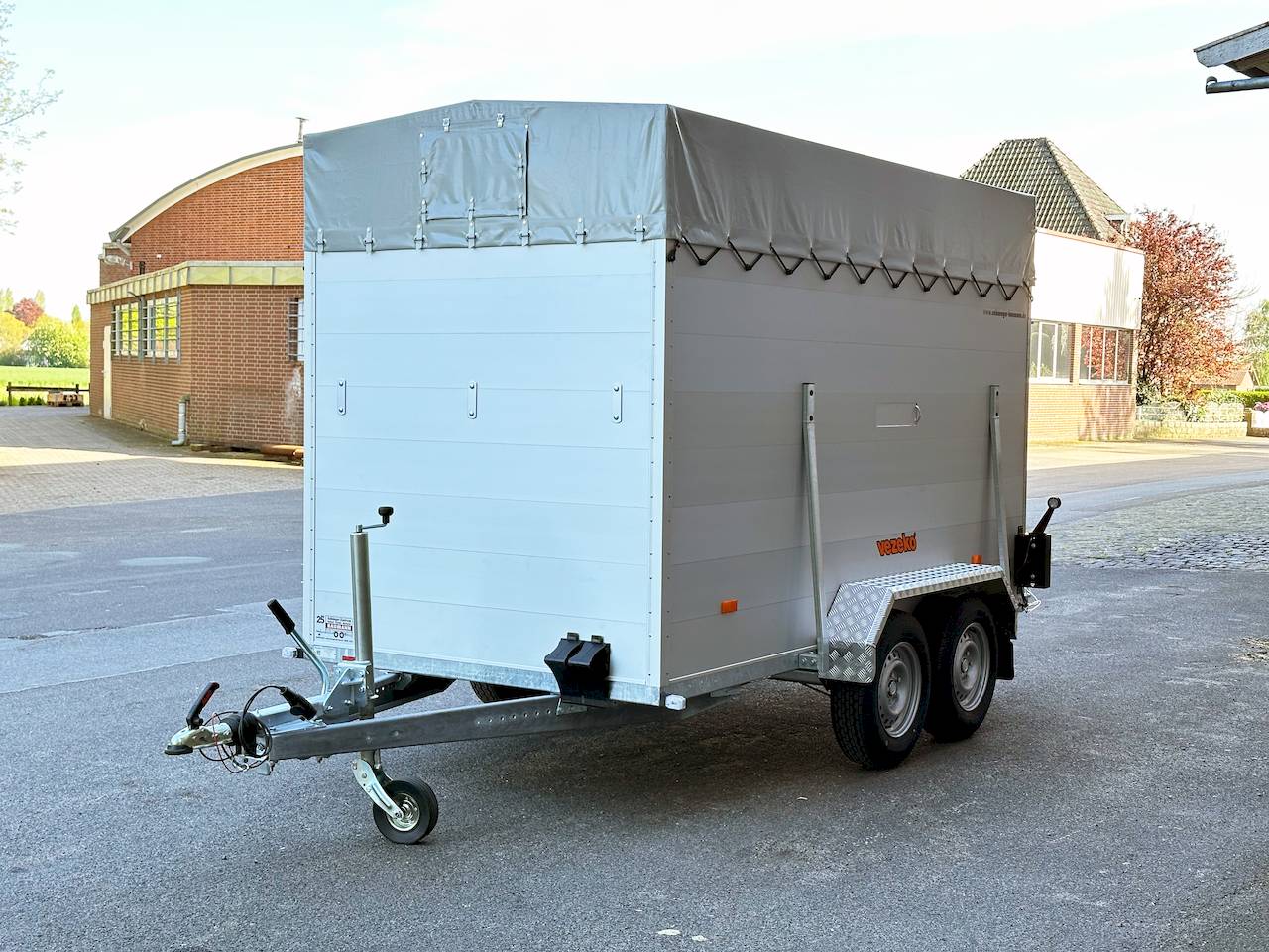 VEZEKO VT 2700 ALUBODEN | RAMPE-/TÜR-KOMBI
